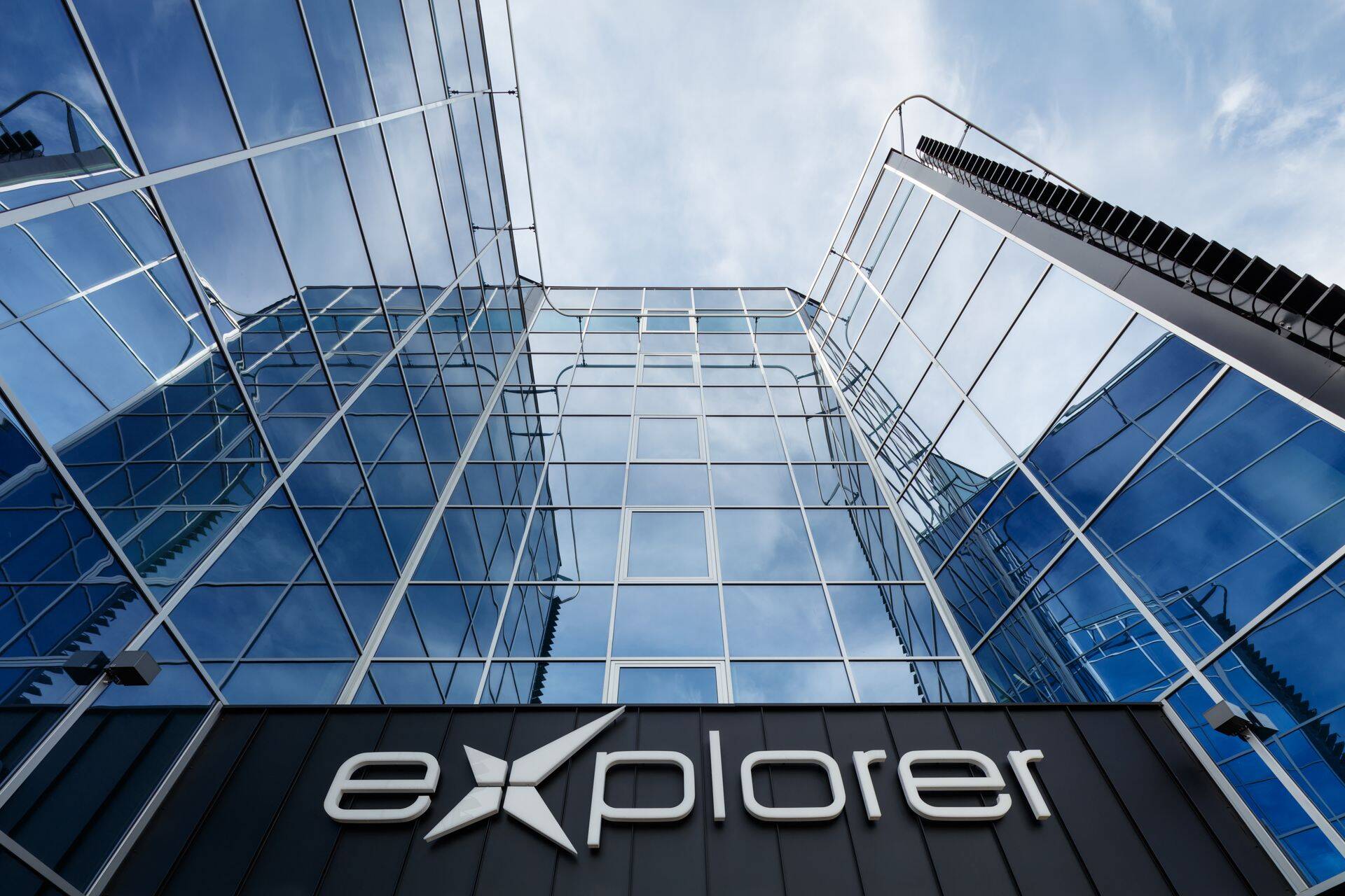 Platinum sertifikaadiga ärihoone Explorer aadressil Kai 1.