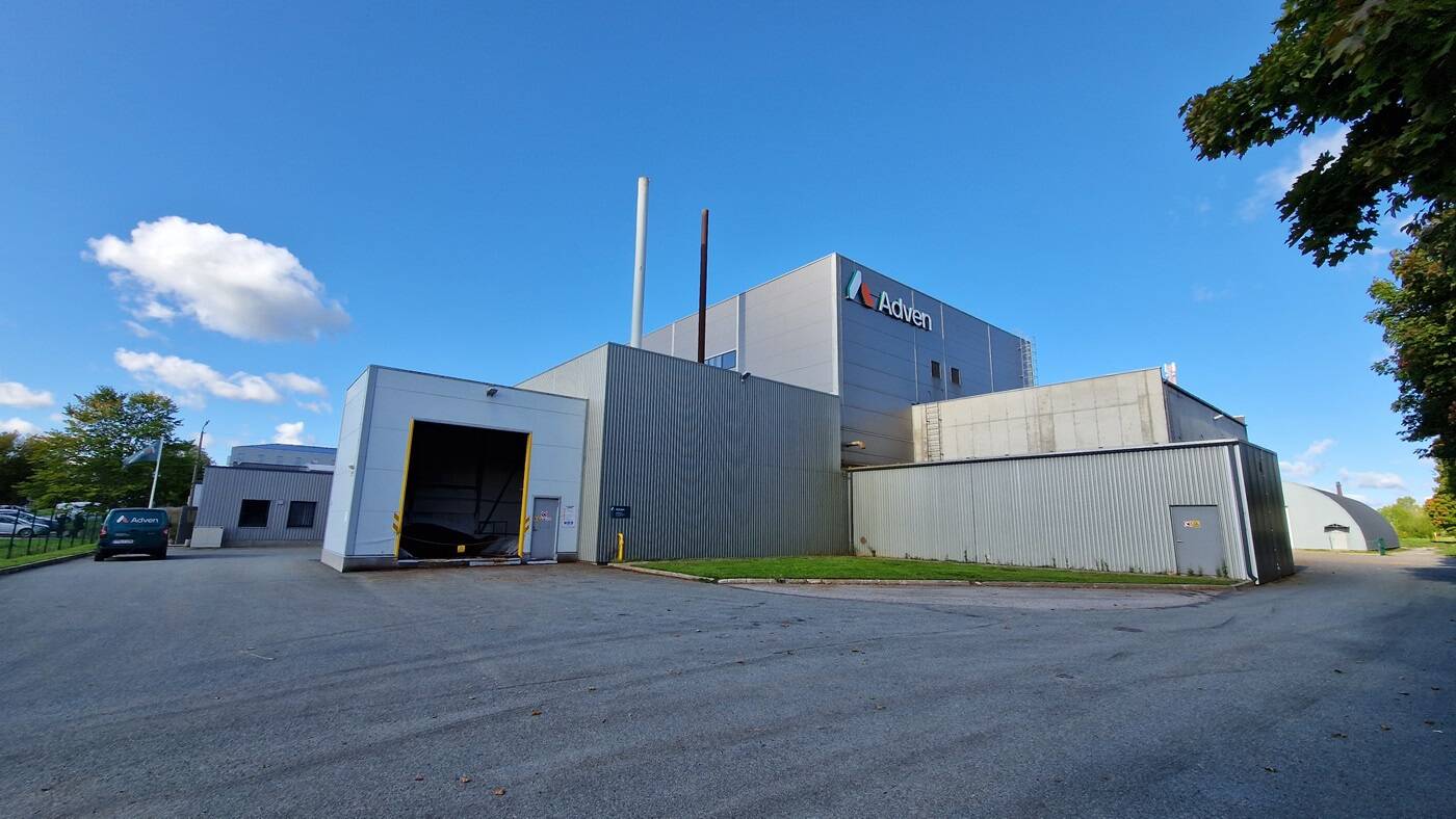 Rakvere koostootmisjaama paigaldatakse katelde efektiivsuse tõstmiseks 1,3-megavatine suitsugaaside kondensaator ning välisõhuga seotud keskkonnamõju vähendamiseks täiendav suitsugaaside filter.