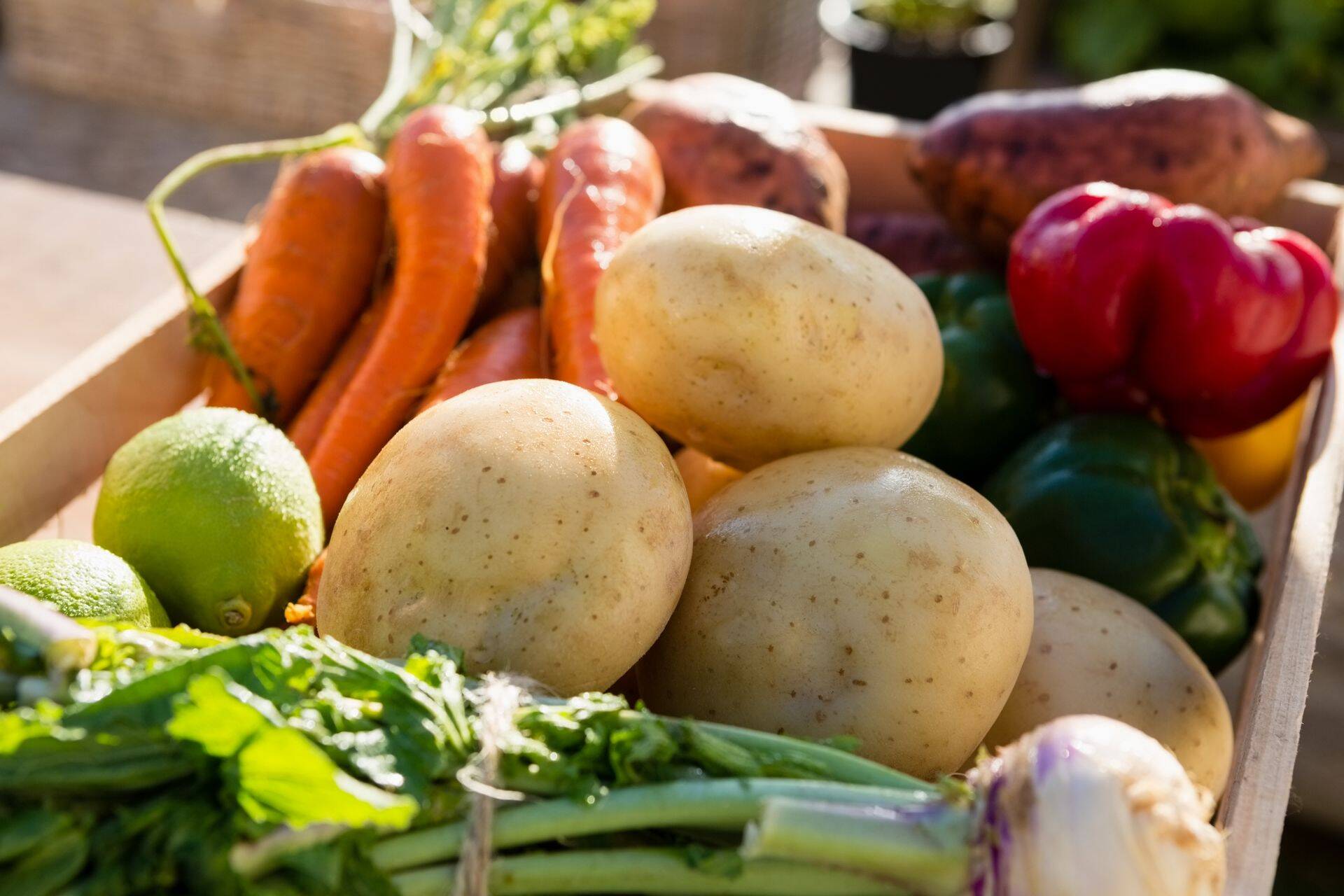 Läti langetas puu- ja juurviljade käibemaksu 21% pealt 5%-le.