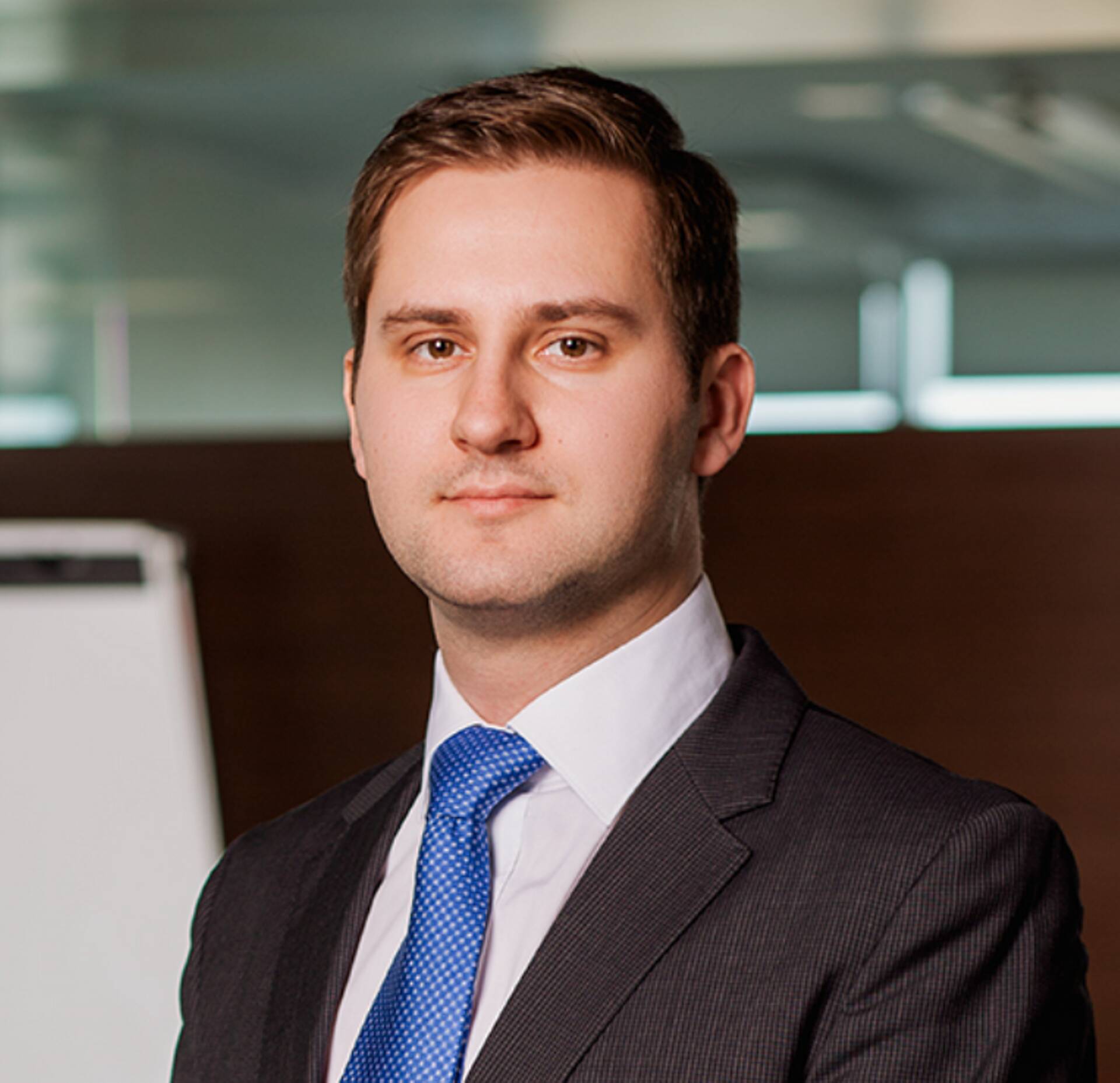 председатель правления Admiral Markets AS Сергеем Богатенковoм