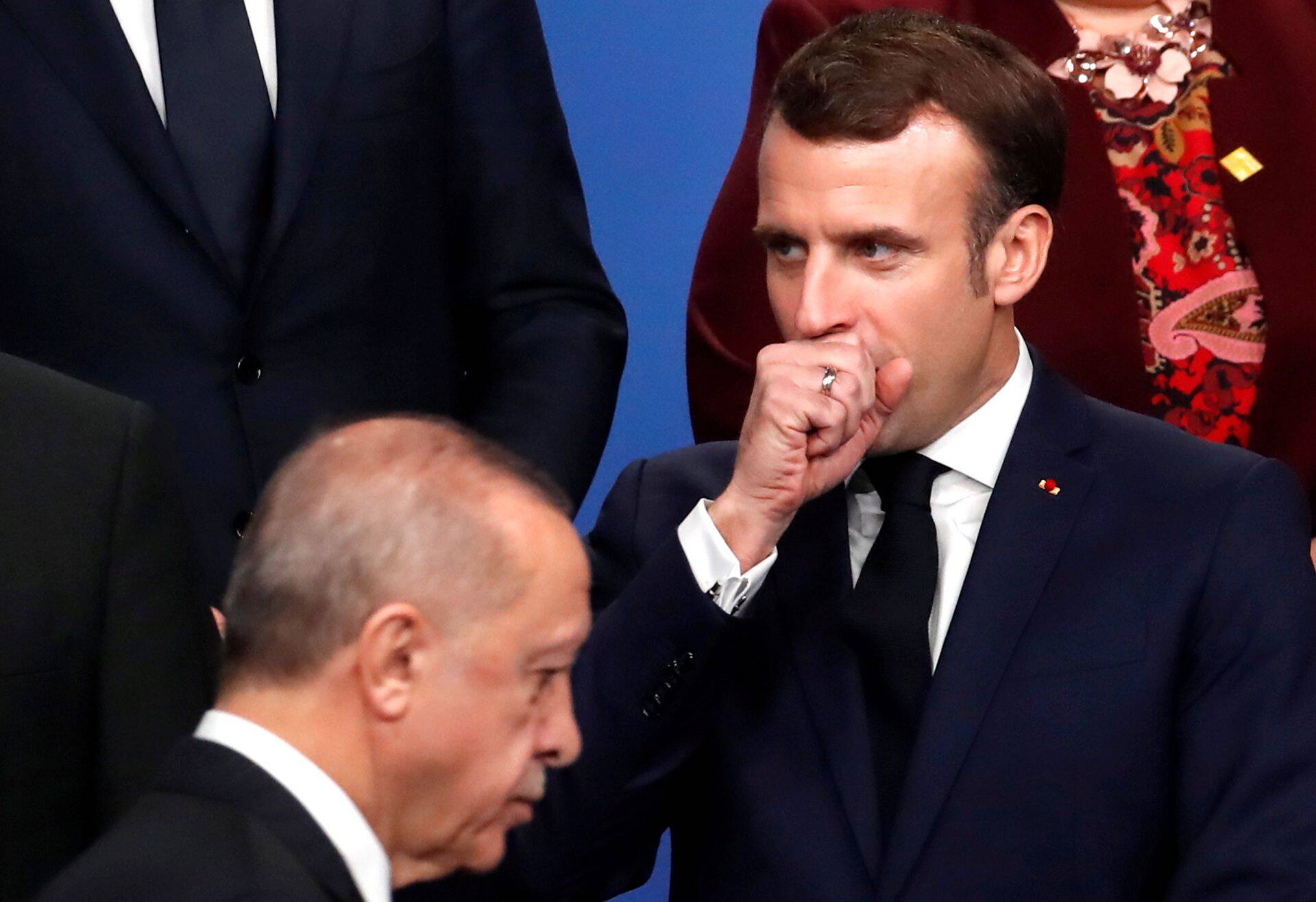 Prantsusmaa president Emmanuel Macron ja Türgi president Recep Tayyip Erdogan on ühel pildil NATO kohtumisel.