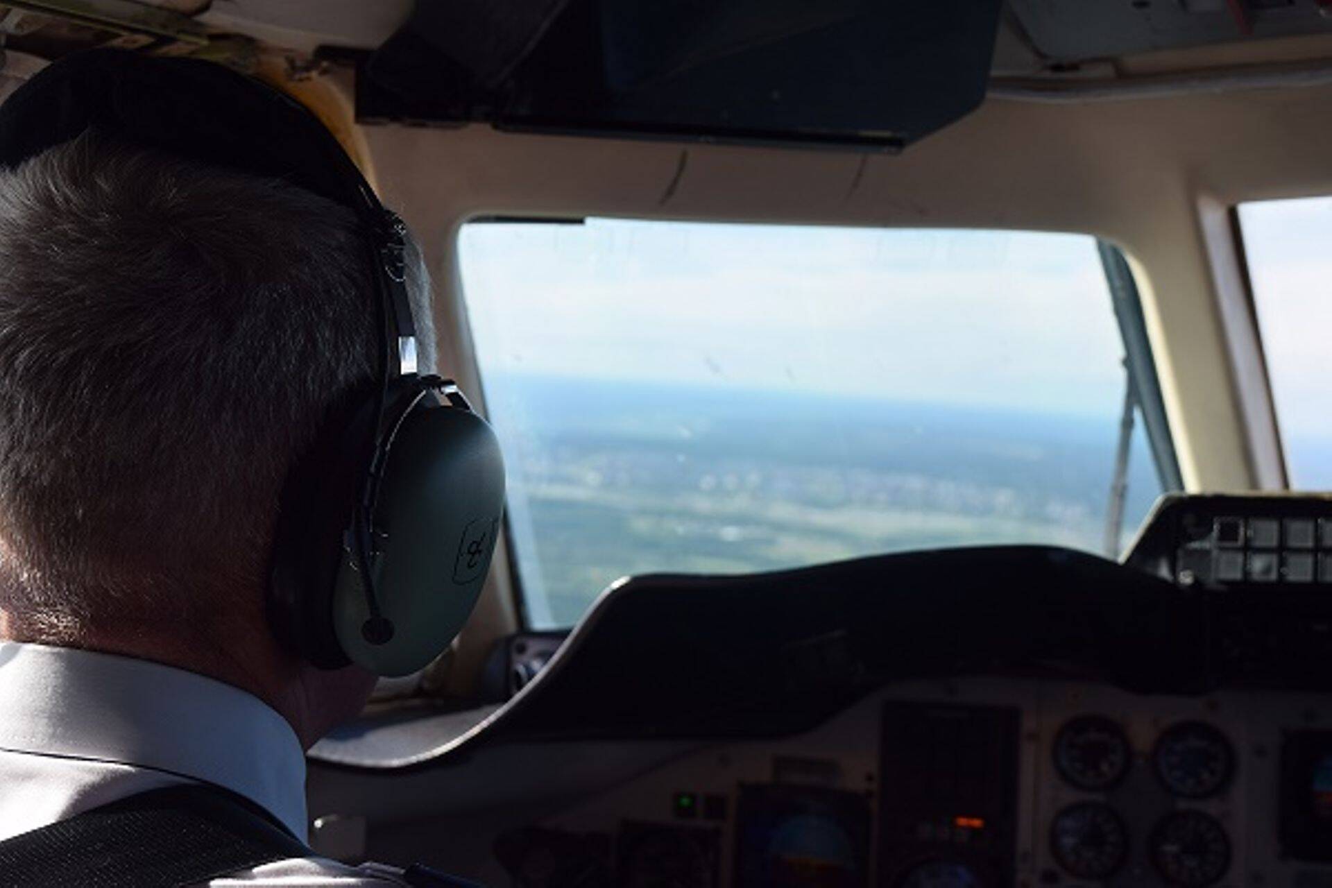 Saartelennuliiniiid kokpit