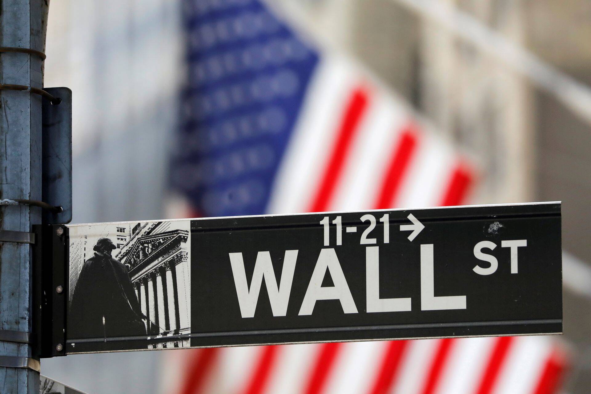 Wall Streeti silt New Yorki börsi kõrval.
