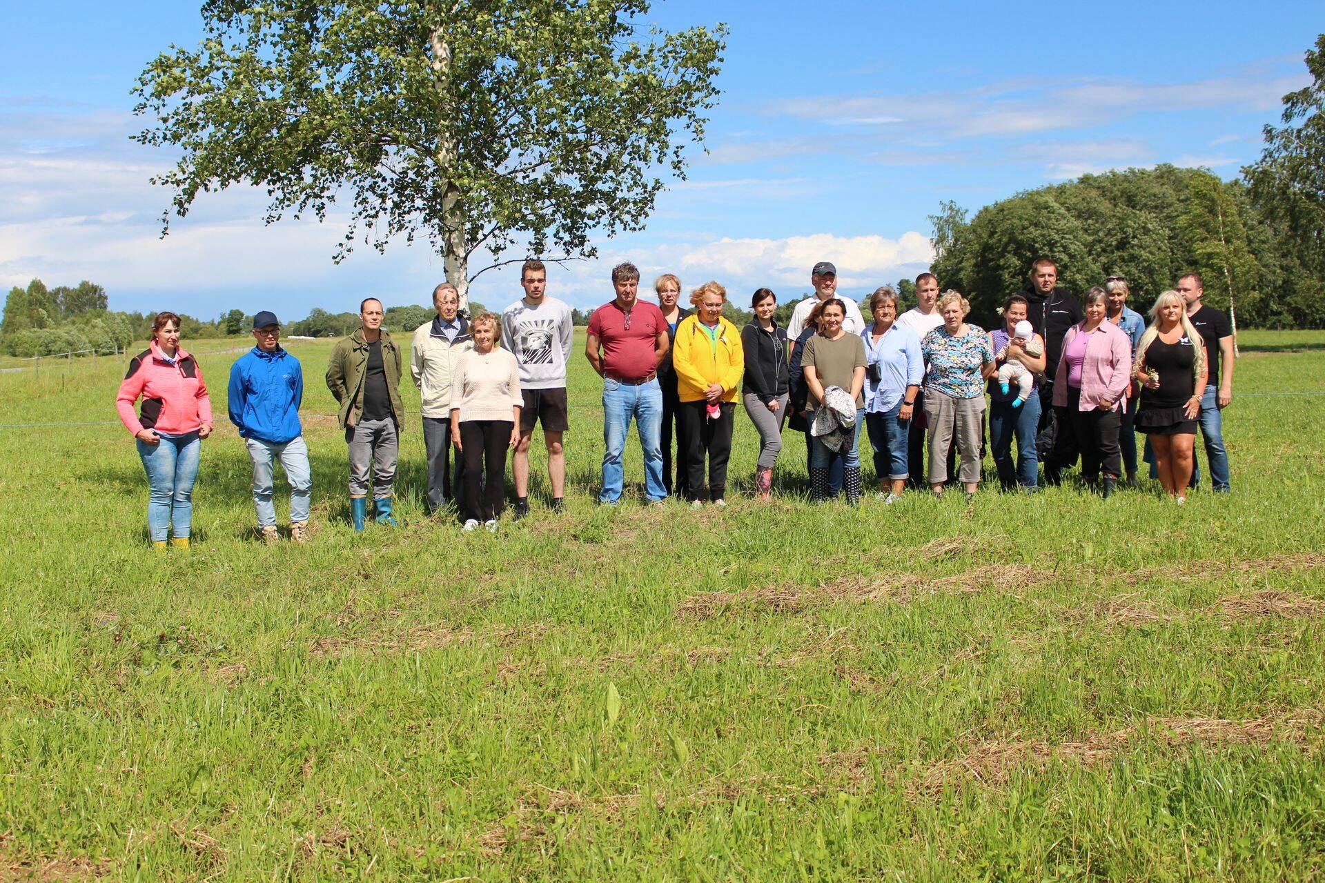 Rohumaaviljeluse ja silotootmise infopäev Puutsa talus.