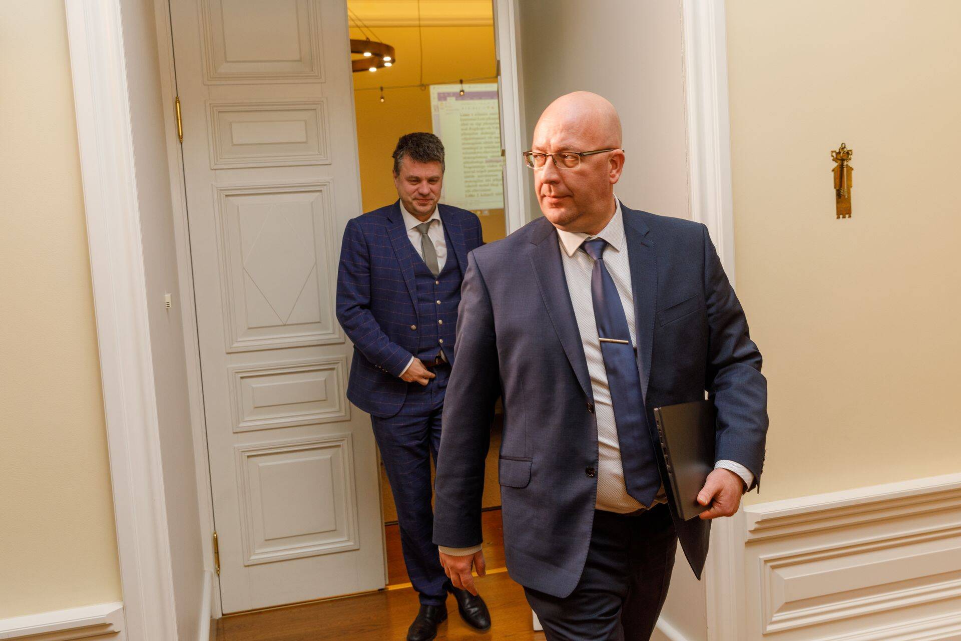 Maaeluminister Arvo Aller nimetas ametisse uue kantsleri