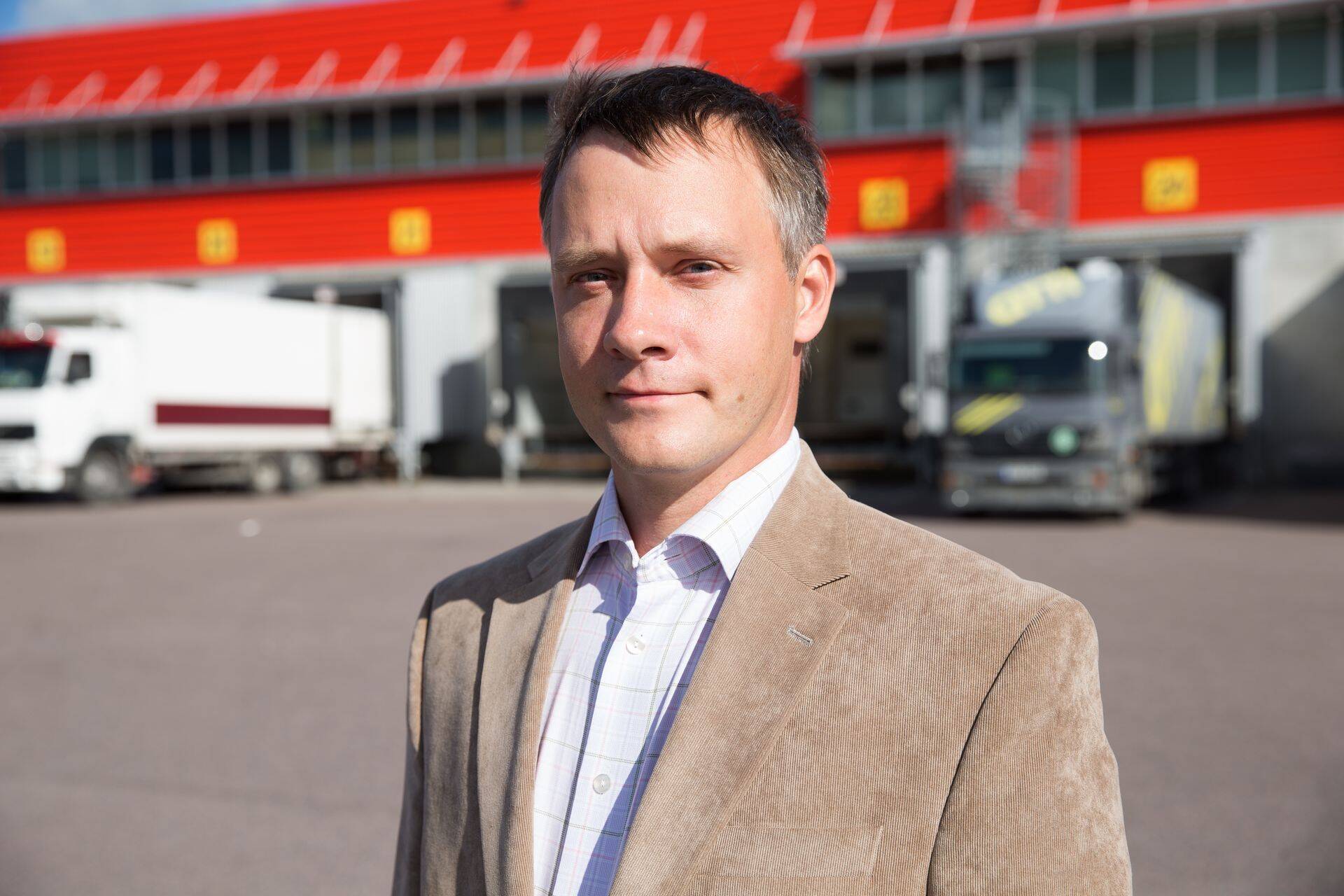 ETK ehitab logistikadirektor Martti Lilleoru sõnul Rae valda, 16 inimesega Soodevahe külla moodsa ja turvalise ning lisaväärtustega logistikakeskuse