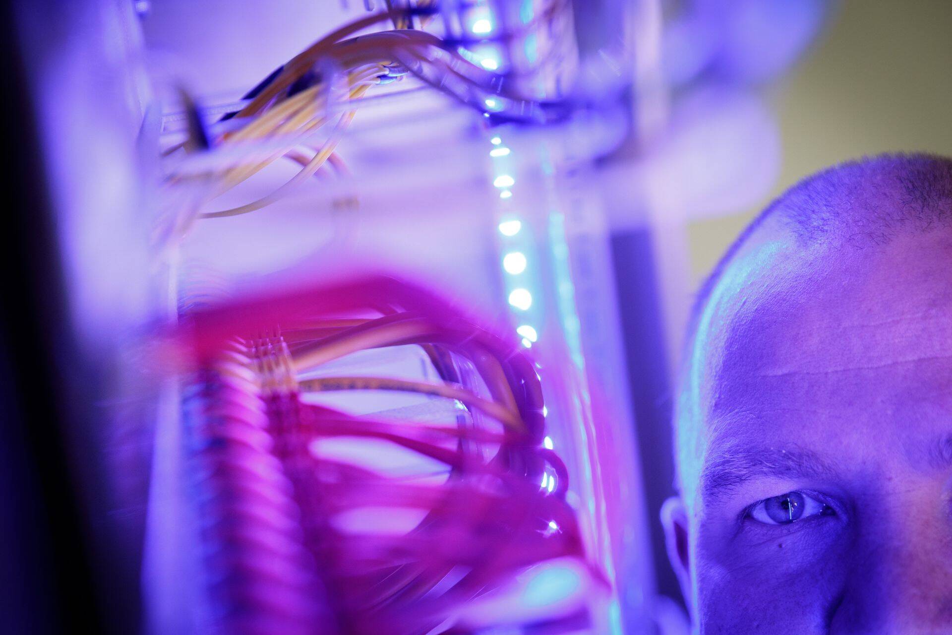 Soome ja Eesti investoreid ja tehnoloogiaeksperte koondava MCF Group Estonia OÜ 100 miljoni eurone andmekeskus on alles esimene ketis, mida hakkab arendama Üllar Jaaksoo Greenergy Data Centres üle kogu Euroopa.