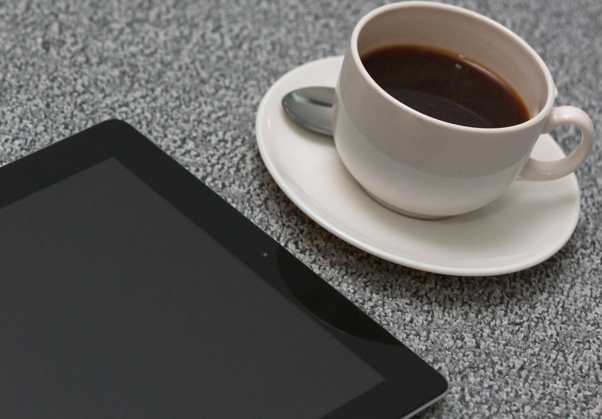 Tõnis Elling selgitab, millal on töötajale joogi ja söögi pakkumine maksuvaba