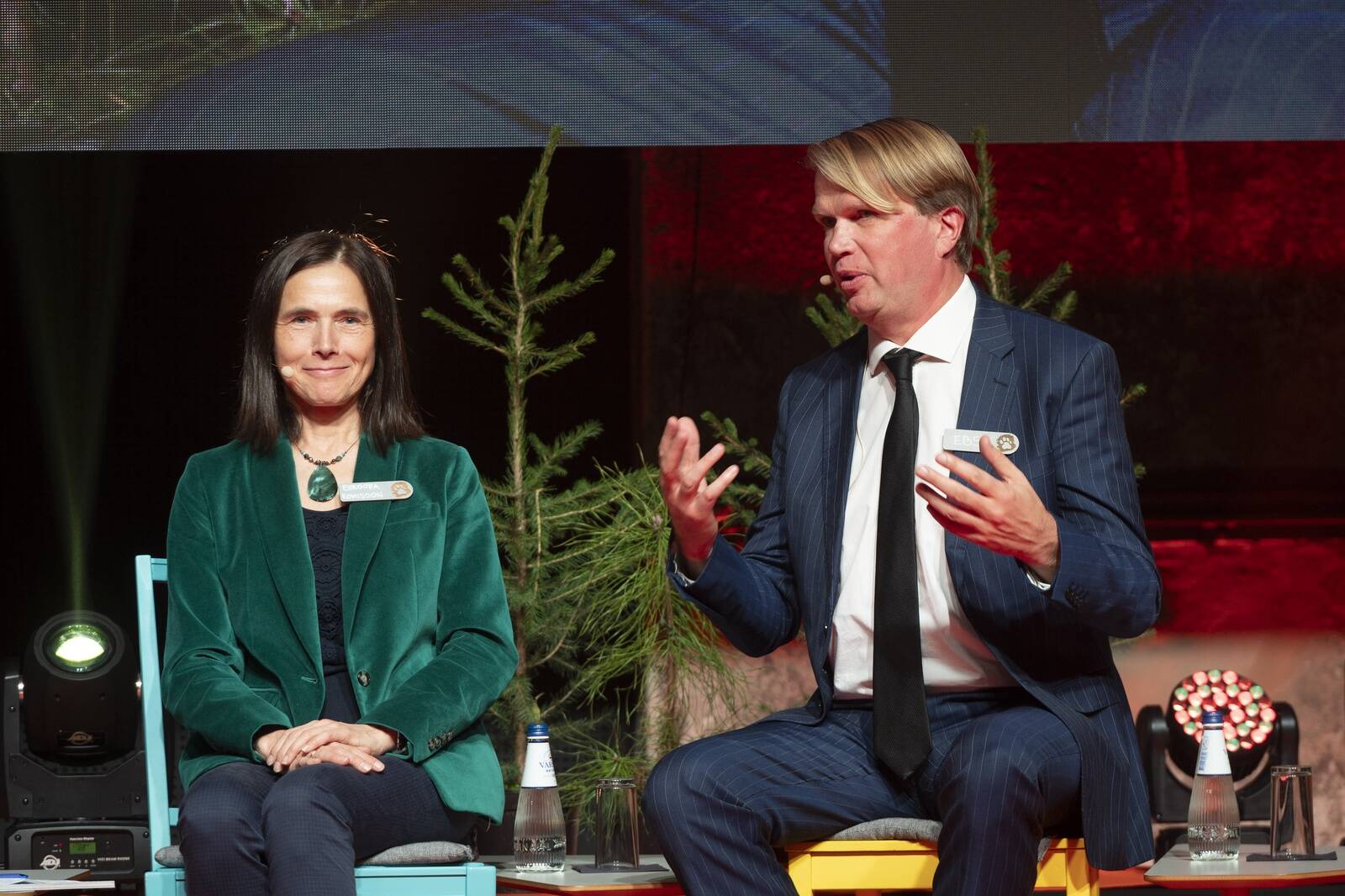 Euroopa Komisjoni esindaja Maive Rute ja EBSi rektor Meelis Kitsing rääkisid konverentsil “Tasakaalus majanduse foorum 2024: elevant toas”, et kuigi tulevik on määramatu, jõuab järgmise 15 aasta jooksul palju ära teha. Selleks on vaja investeerida.
