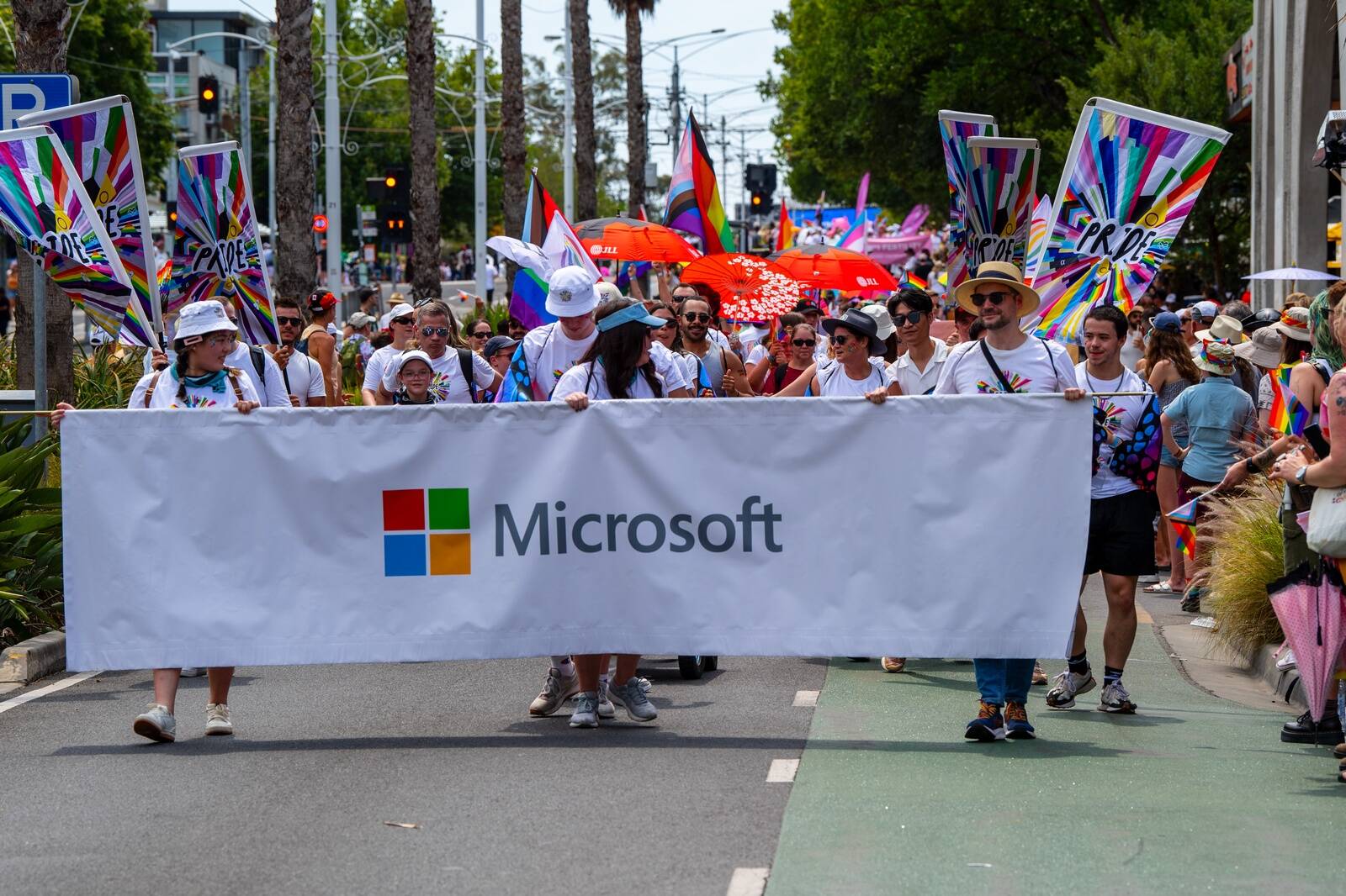 Võtsin ette oma investeeringute soetusmaksumused ja nende suhte dividendide tootlusesse ja Microsoft pakub üllatavalt head tootlust.