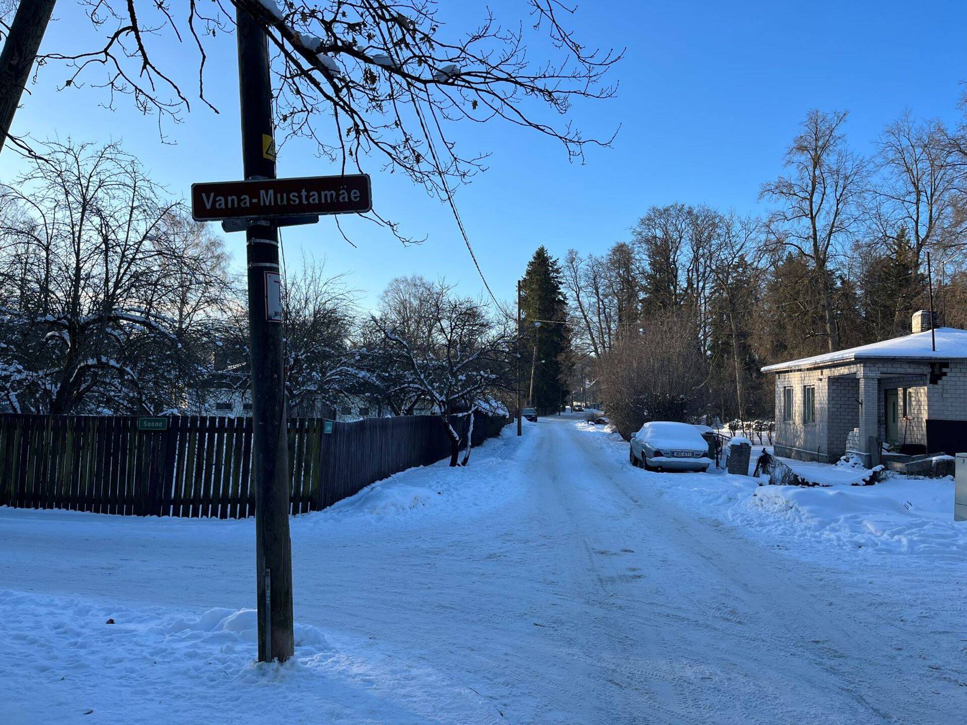 Soone ja Lossi tänava ristumise koht.