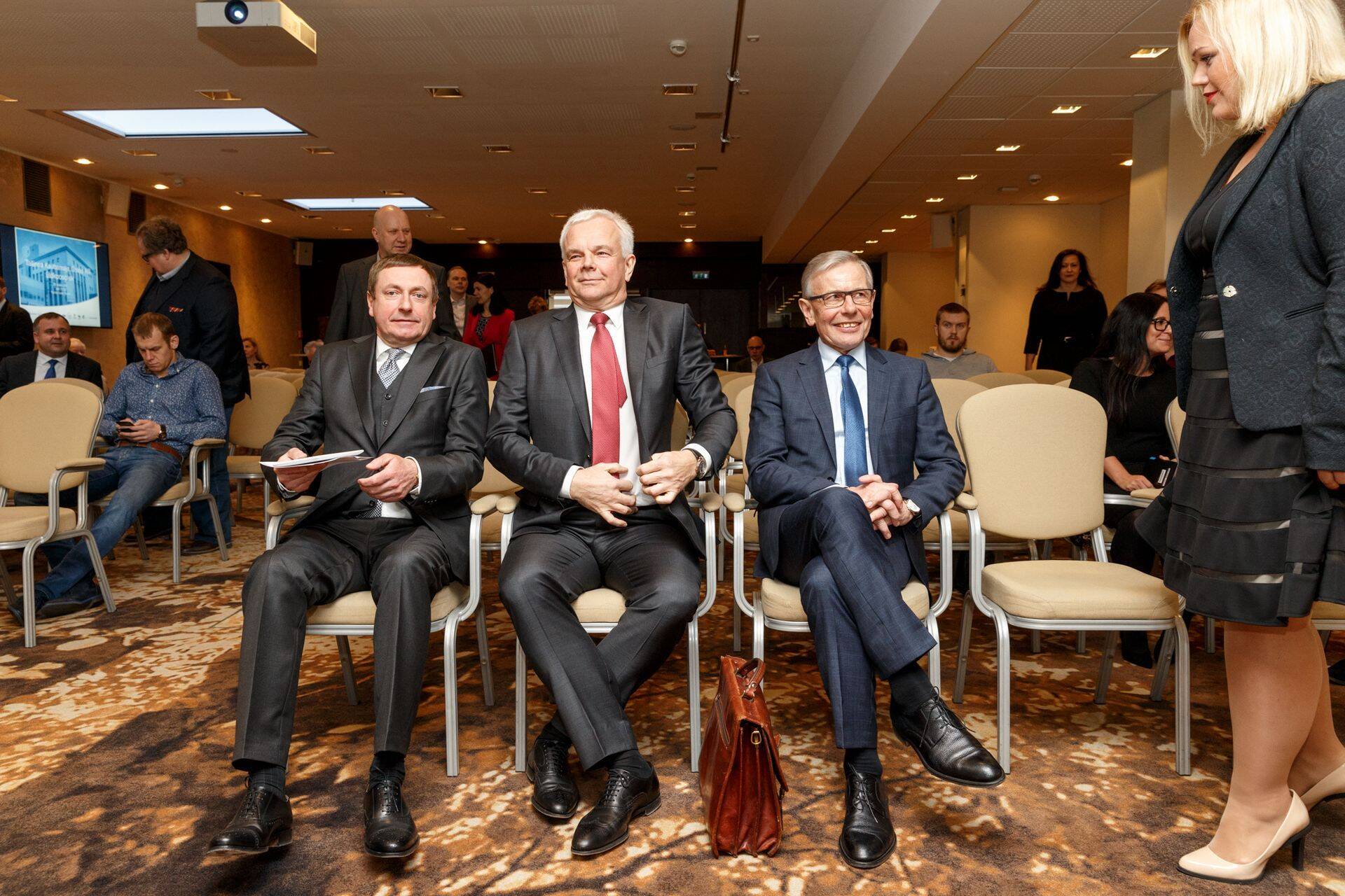 Tallinna Kaubamaja aktsionäride koosolek.