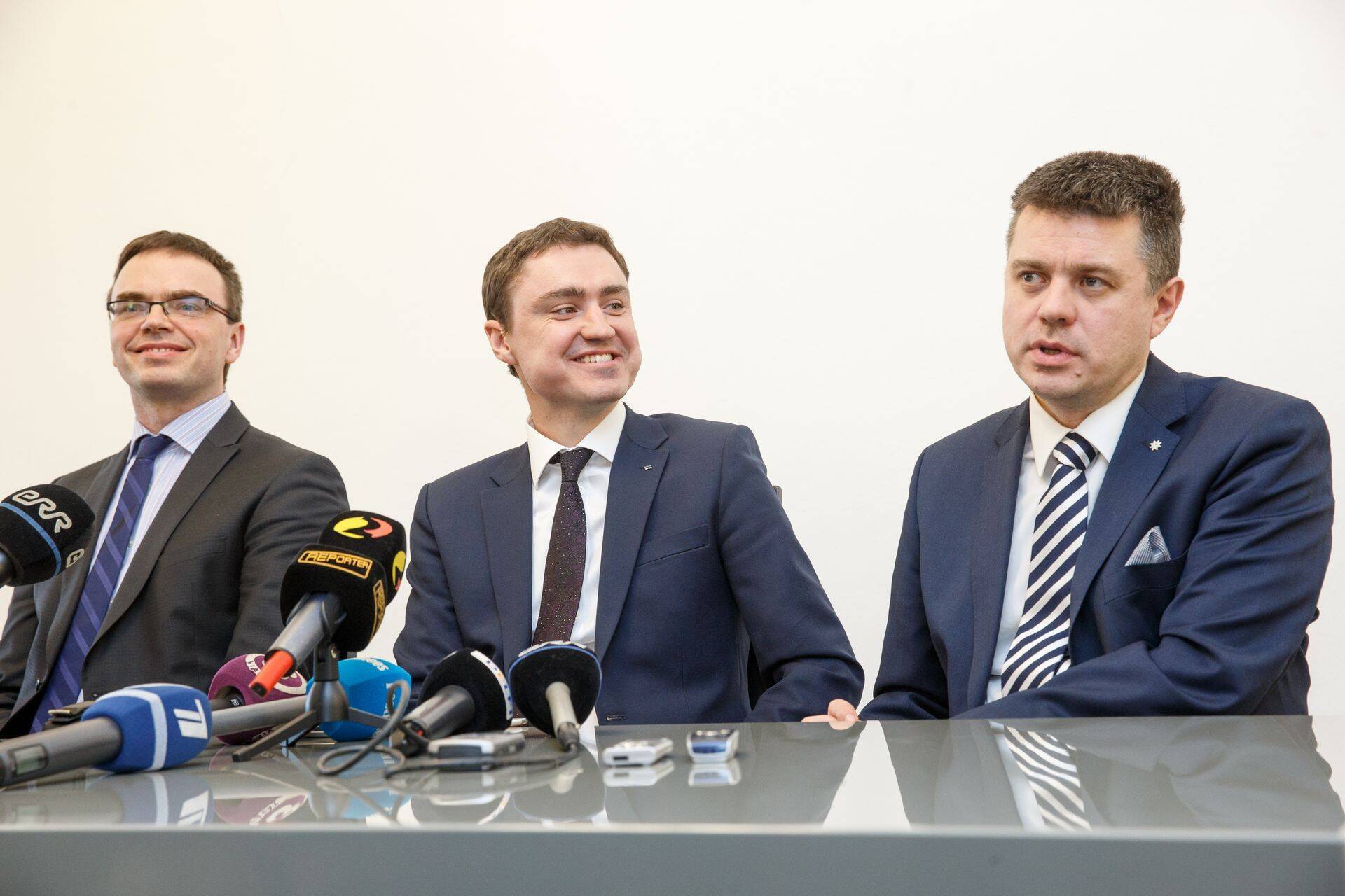 SDE esimees Sven Mikser, peaminister Taavi Rõivas ja IRLi esimees Urmas Reinsalu