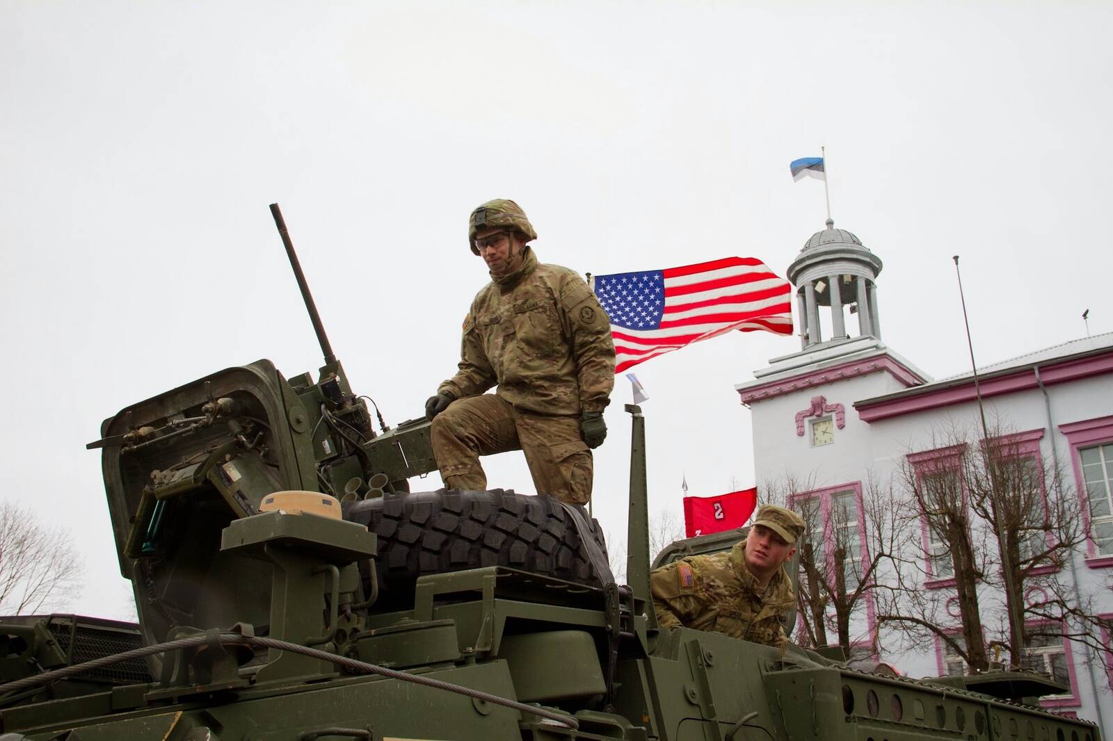 Американское присутствие в Нарве ощущается не только на военных парадах. Будет ли оно при Трампе более заметным или менее, пока не берется сказать никто.