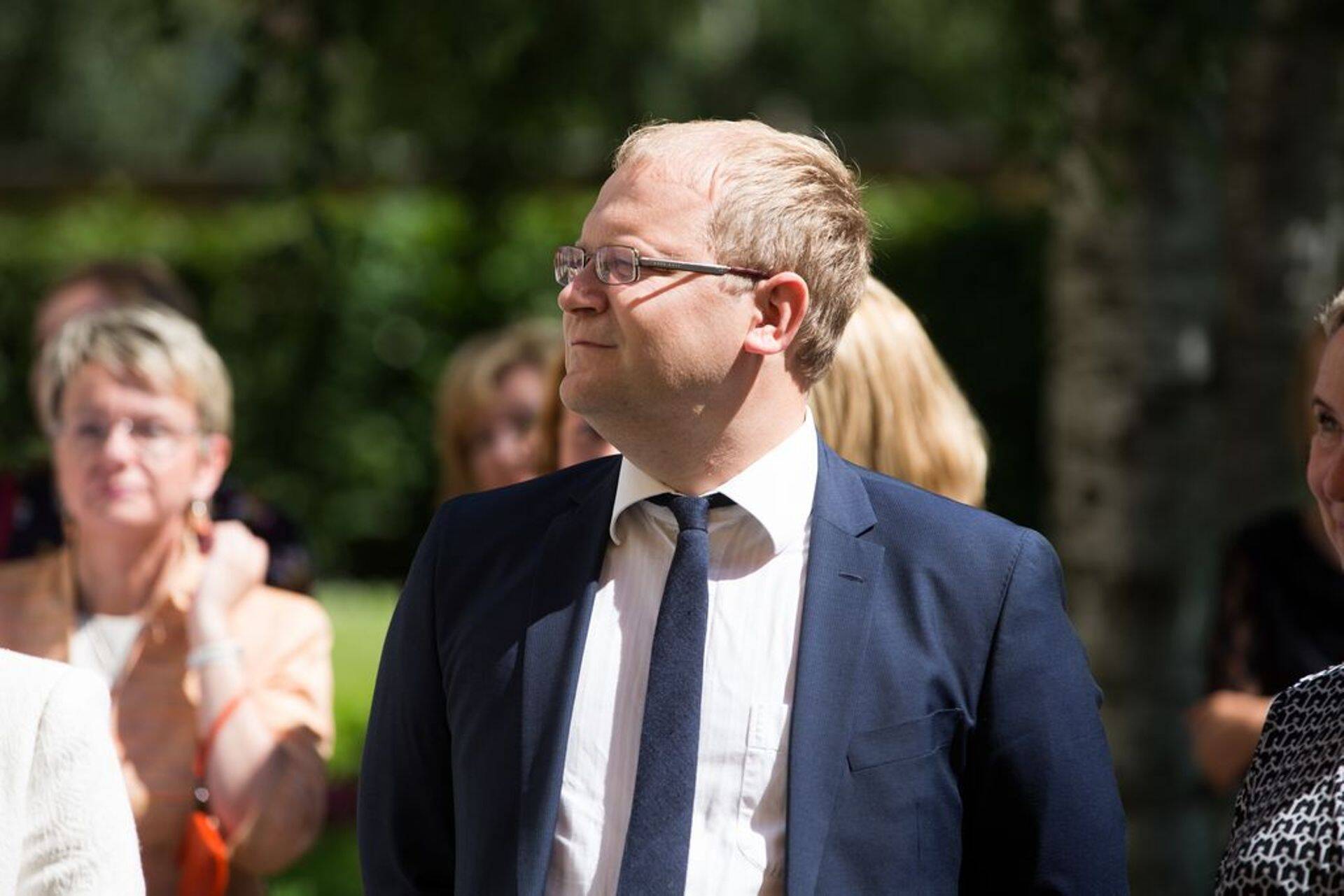 Välisminister Urmas Paet loobus kohast Euroopa Parlamendis