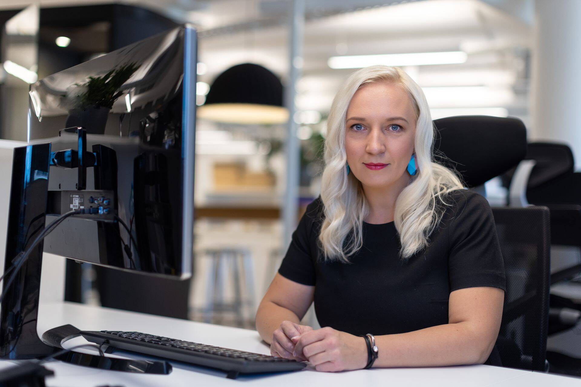 Grant Thornton Baltic OÜ raamatupidamise valdkonna juht Gaily Kuusik tõdeb, et tehisintellektist ja nutikast tarkvarast on tähtsam oskuslik raamatupidaja, kes lisaks programmidele suudab mõista ka äri selle taga.