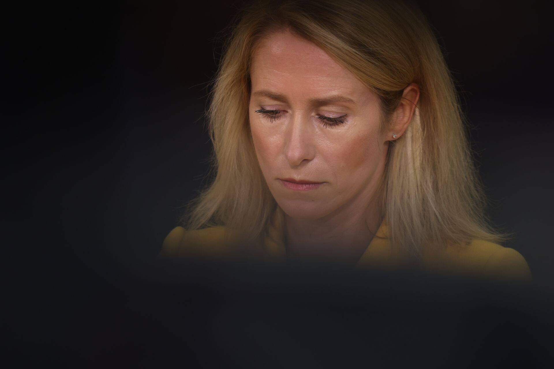 Kaja Kallas pidi sel nädalal korduvalt selgitama oma abikaasa osalusega ettevõtte Venemaal toimuvat äritegevust, sealhulgas neljapäevasel valitsuse pressikonverentsil.