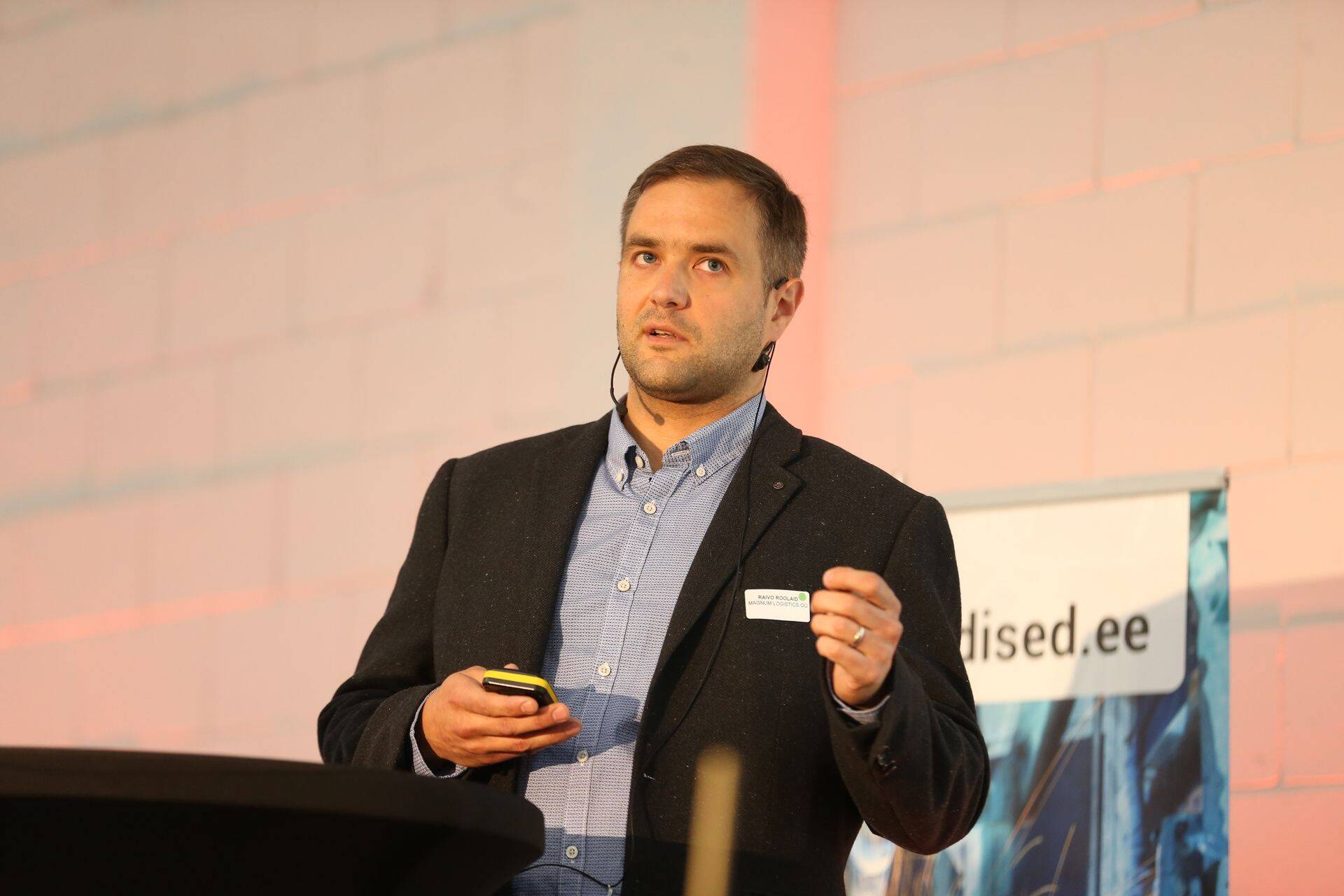 Raivo Roolaid esines 31. mail konverentsil Laoseis 2017.