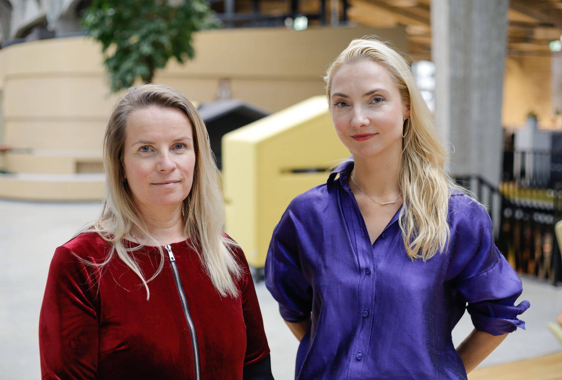 Signe Lass (vasakul) ja Eva-Maria Kangro.
