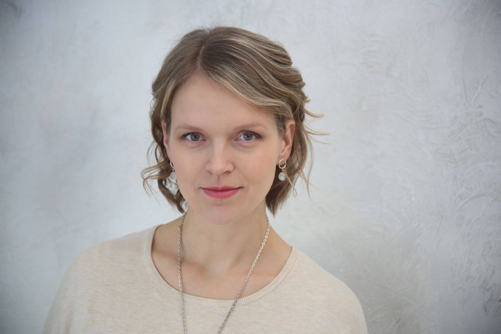 Kõrgem eneseteadlikkus annab juhtimises enesekindluse, tööalased suhted on selgemad ning sellel on mõju ka moraalsete ja eetiliste otsuste tegemisele, selgitab superviisor Maria Tammesalu.