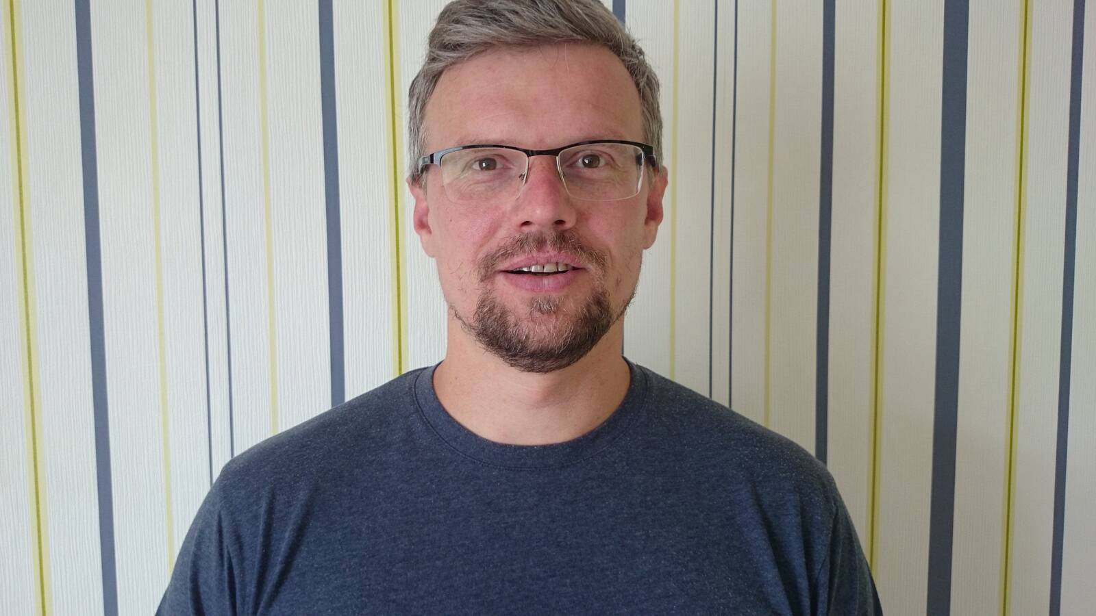 „Kui me ühendame ettevõtted, loovuse ja tehisintellekti üheks targaks koostöövõrguks, muutub meie väiksus konkurentsieeliseks,“ usub veebilehtede asjatundja Feliks Stavitski.