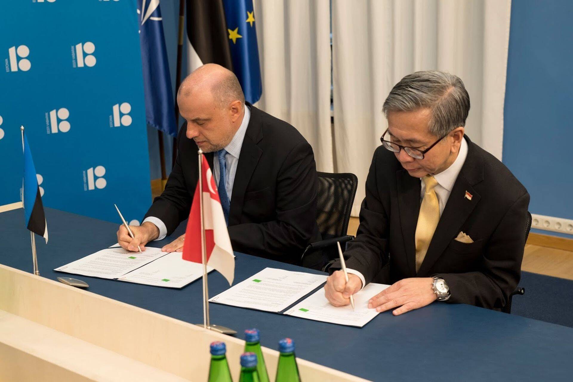 Kaitseminister Jüri Luik ja Singapuri Küberjulgeoleku Agentuuri tegevjuht David Koh Tee Hian
