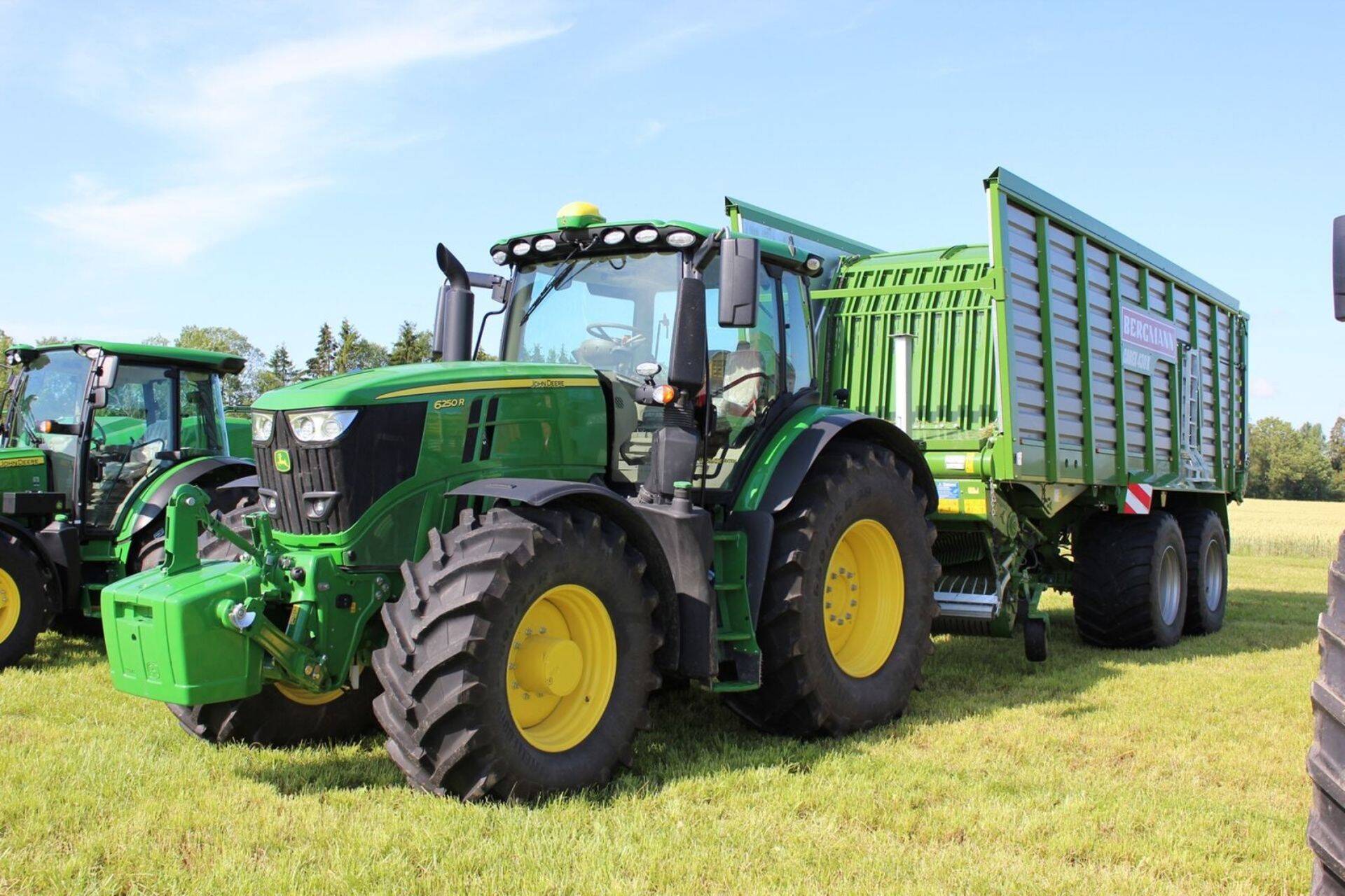 John Deere traktorid on jätkuvalt populaarsed.