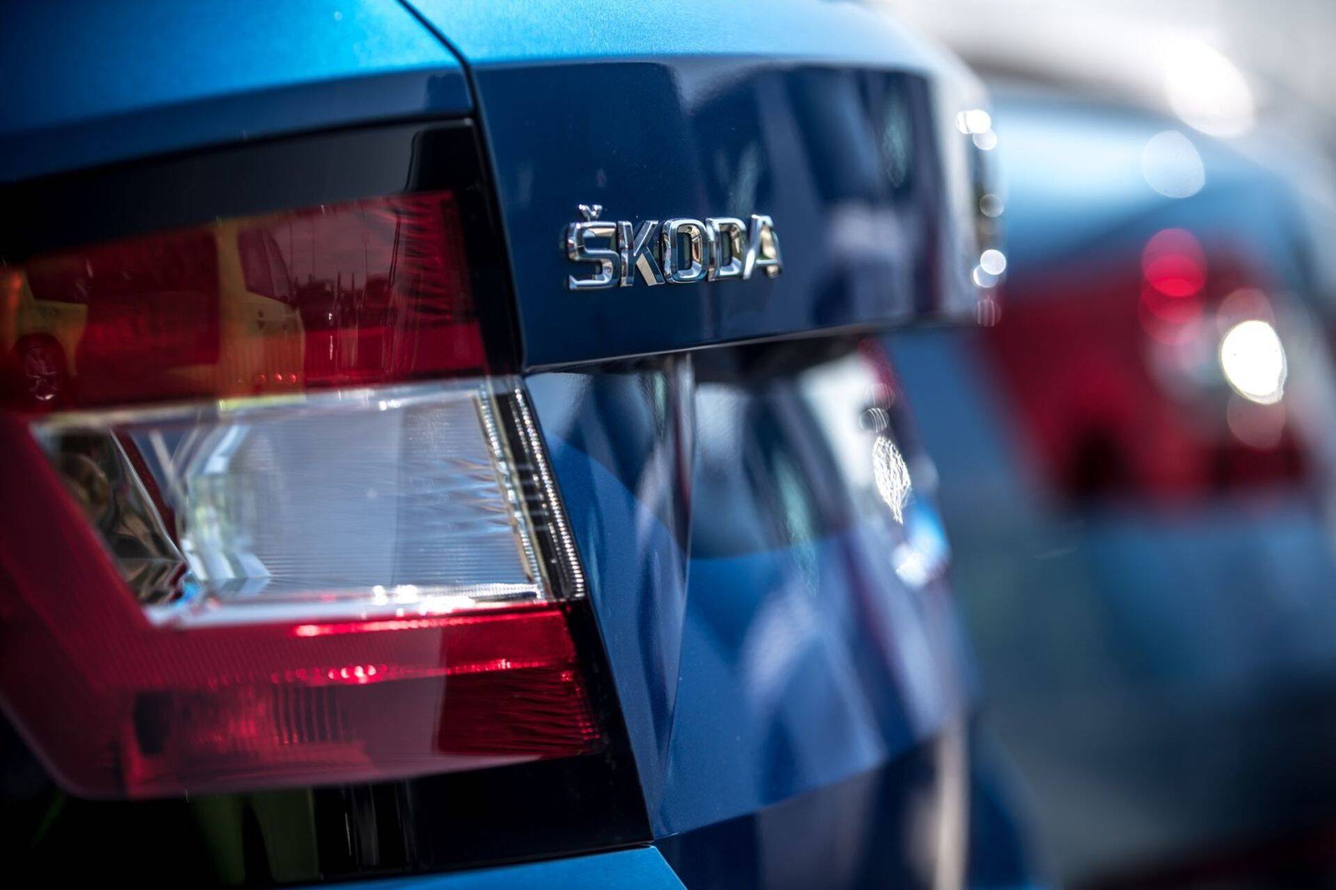 Согласно данным, полученным от Департамента шоссейных дорог, Škoda уверенно занимает второе место с показателем 3150 проданных автомобилей (-4%)
