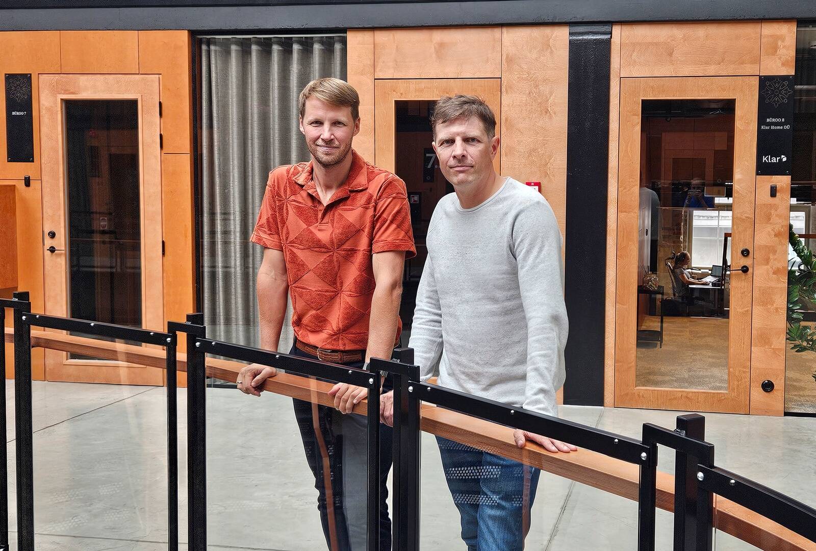 Iduettevõtte Saxby asutaja ja LinkedIn ekspert Taavi Lindmaa ja saatejuht Priit Kallas.