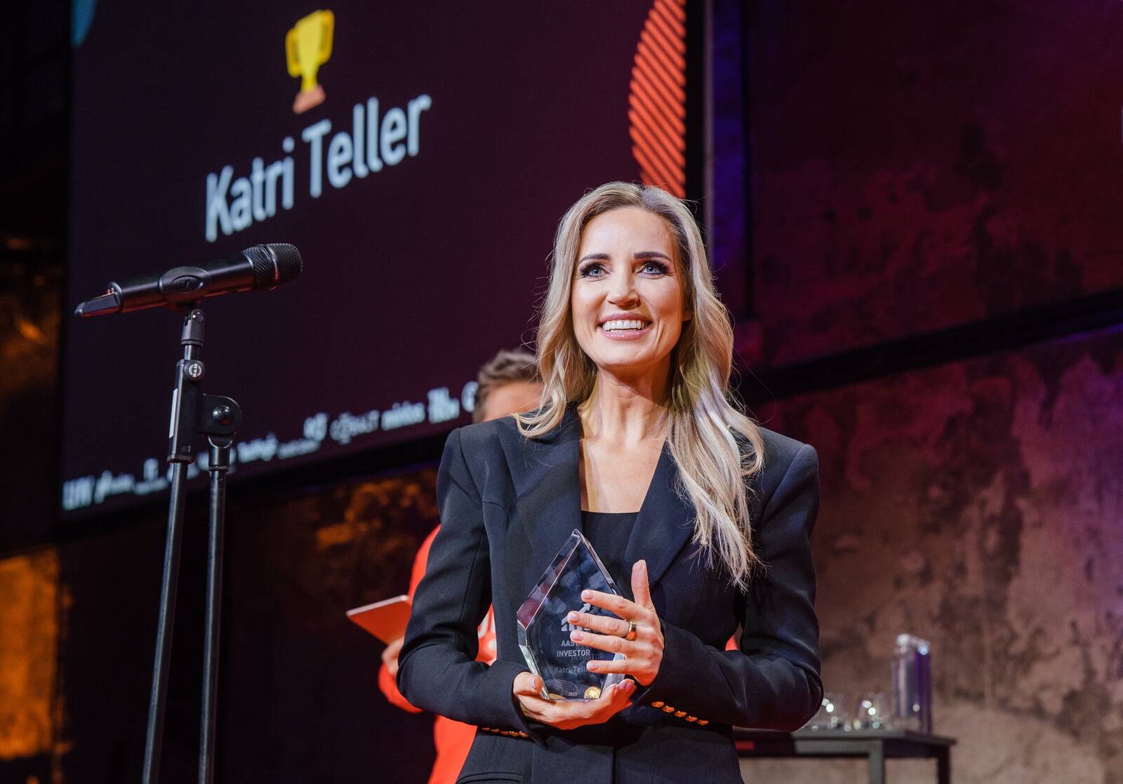 Katri Teller.