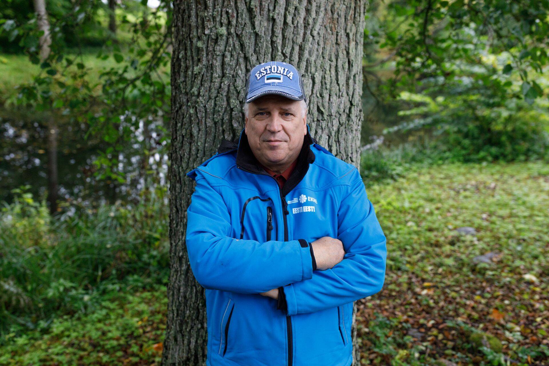 Maaeluminister Mart Järviku sõnul tahavad paljud inimesed maale kolida, kuid neil pole selleks kapitali. Suured pangad tema sõnul maale elamise ostmiseks laenu ei anna.