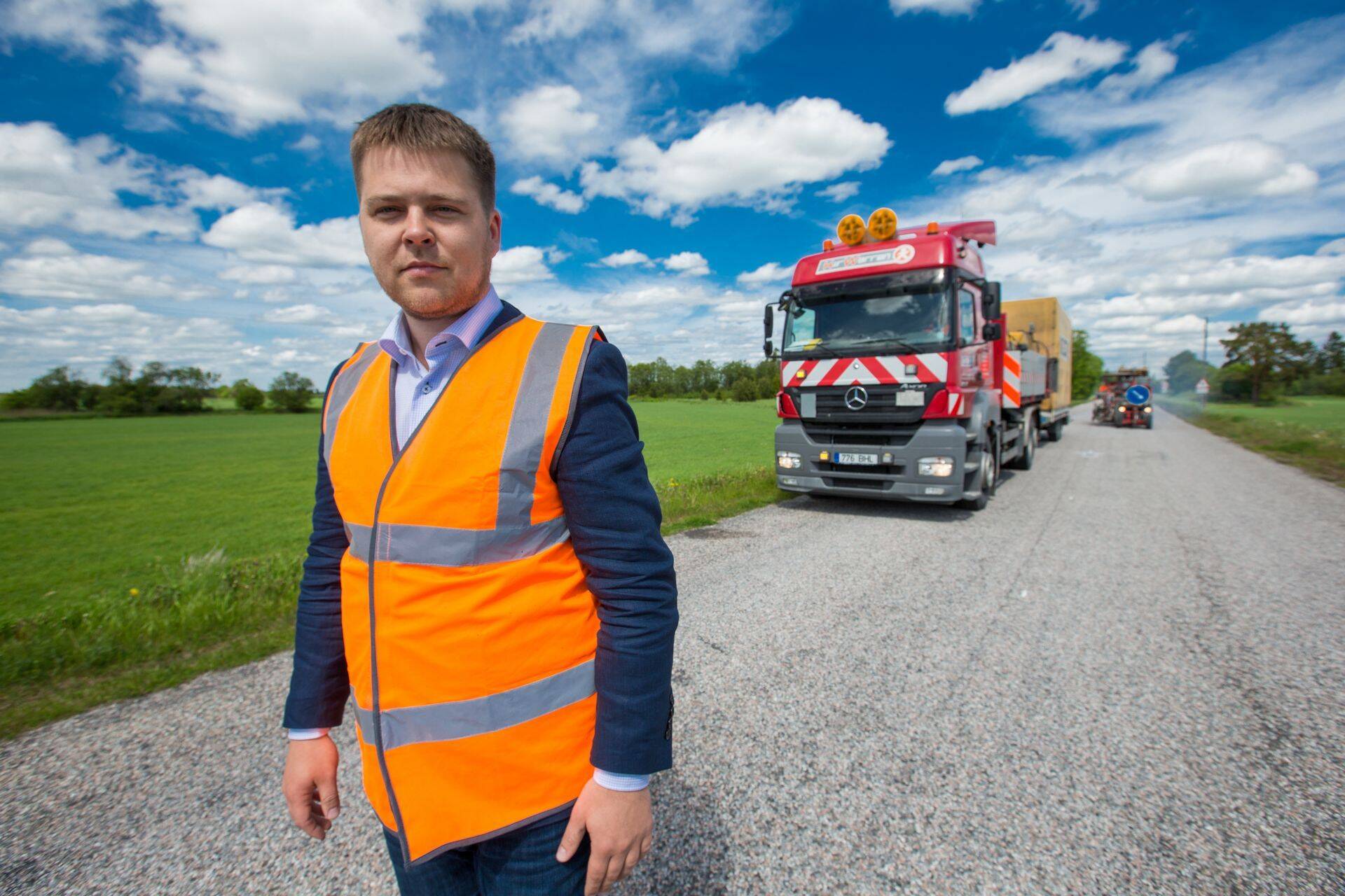 Edukas liiklusmärkide valmistaja Kimmo Liivak, kelle osalusega ettevõte KiirWarren.KL jõudis Gaselli TOPi.