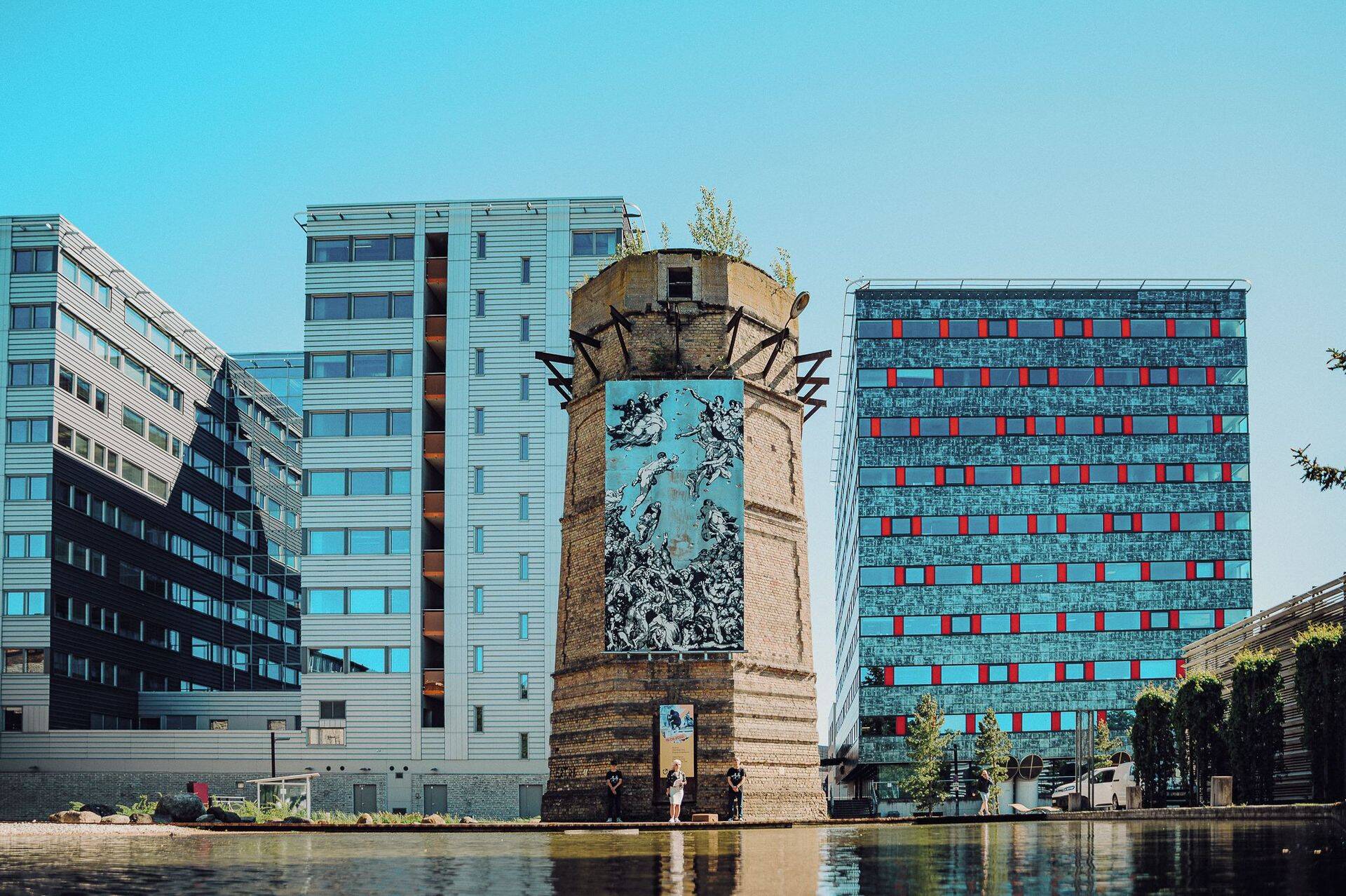 Hiigelteos "Viimne kohtupäev" on inspireeritud Michelangelo Sixtuse kabeli laemaalist. Foto: Marek Metslaid