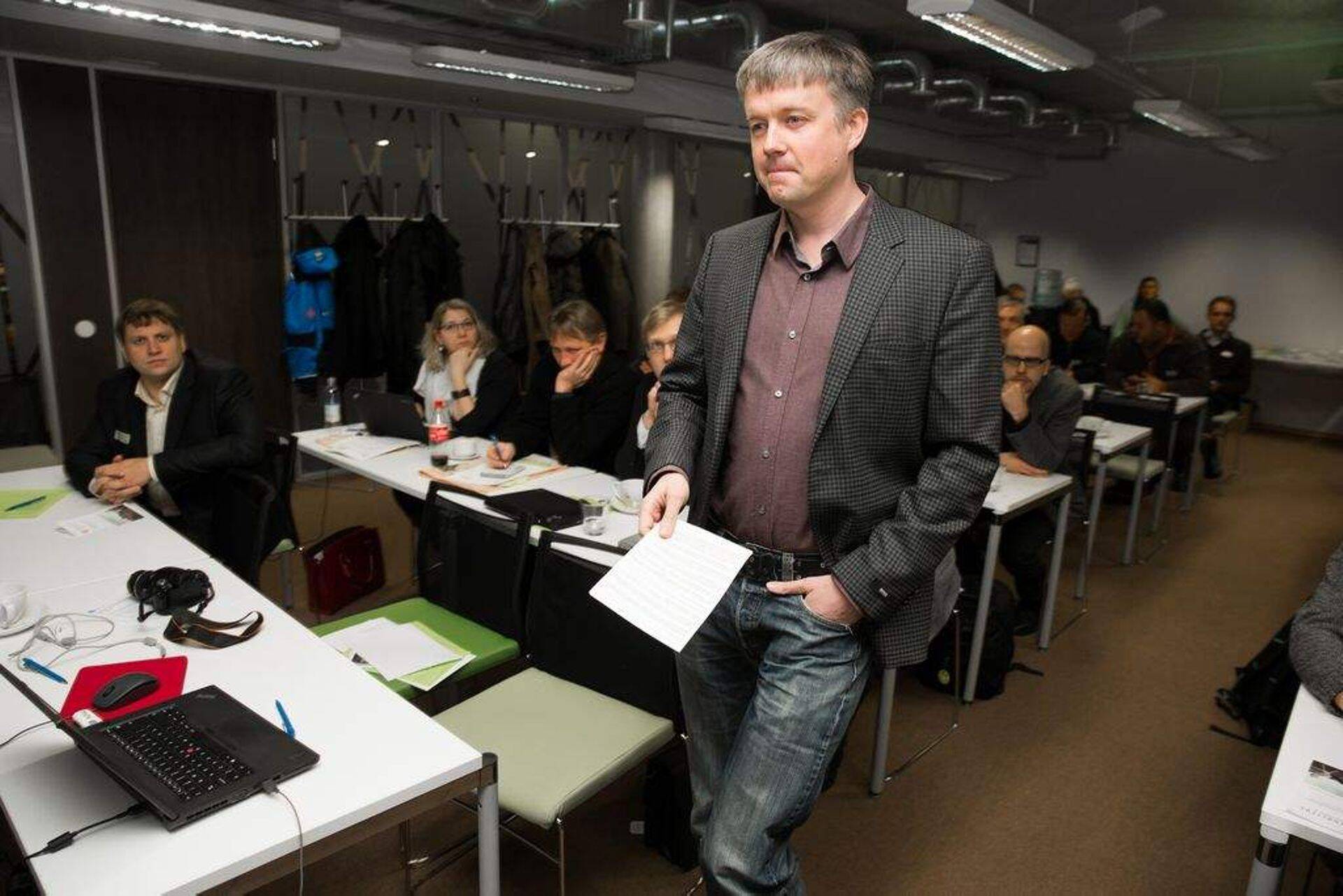 Skype'i üks väljatöötajatest Jaan Tallinn rääkis IT-seminaril tehisintellektiga kaasnevatest ohtudest.
