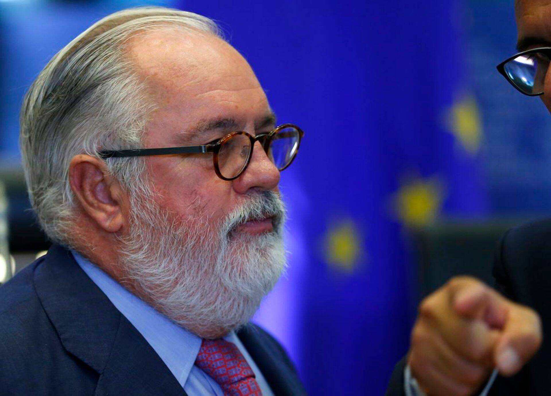 ELi energiavolinik Miguel Arias Canete.