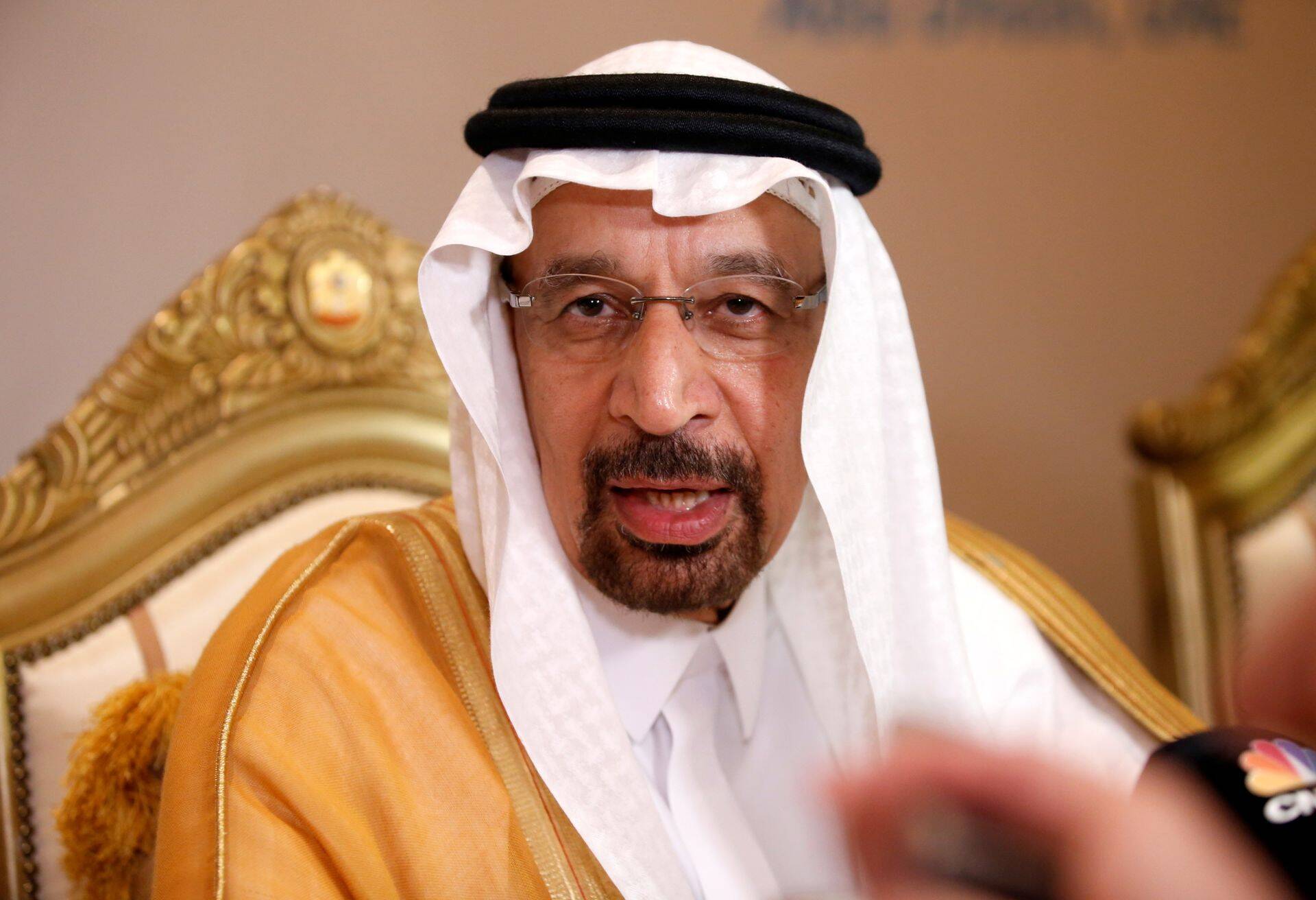 Saudi Araabia naftaminister Khalid Al-Falih on otsustanud nafta tootmist vähendada.
