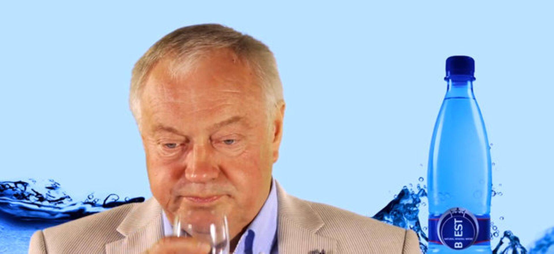 Ekspoliitik Villu Reiljan on enda osalusega Haage Joogid OÜ toodetava mineraalvee B'EST reklaamnägu.