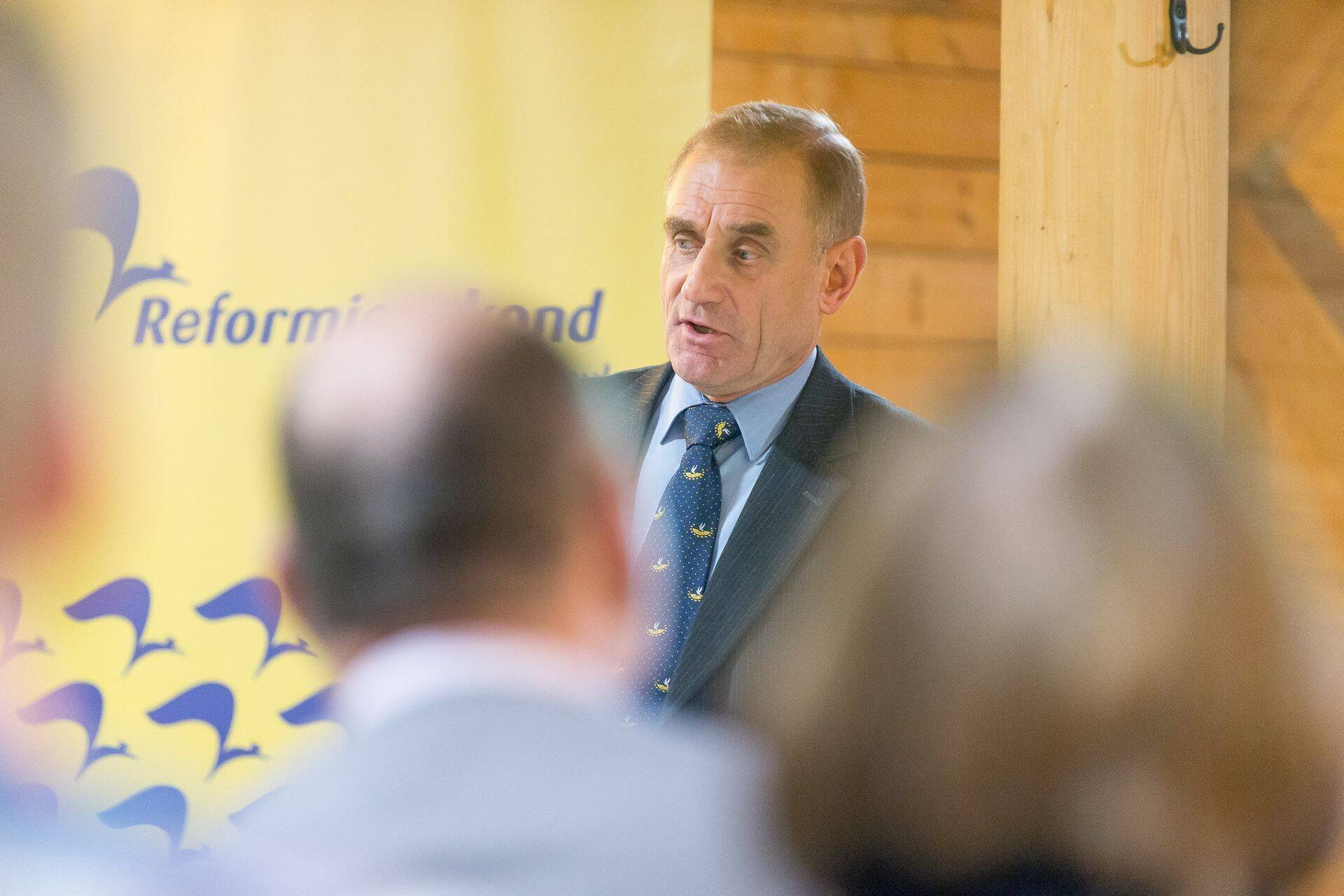 Ants Laaneotsa sõnul ei õpi nooremad reformierakondlased oma vigadest ja kogenumaid samuti kuulda ei võta.