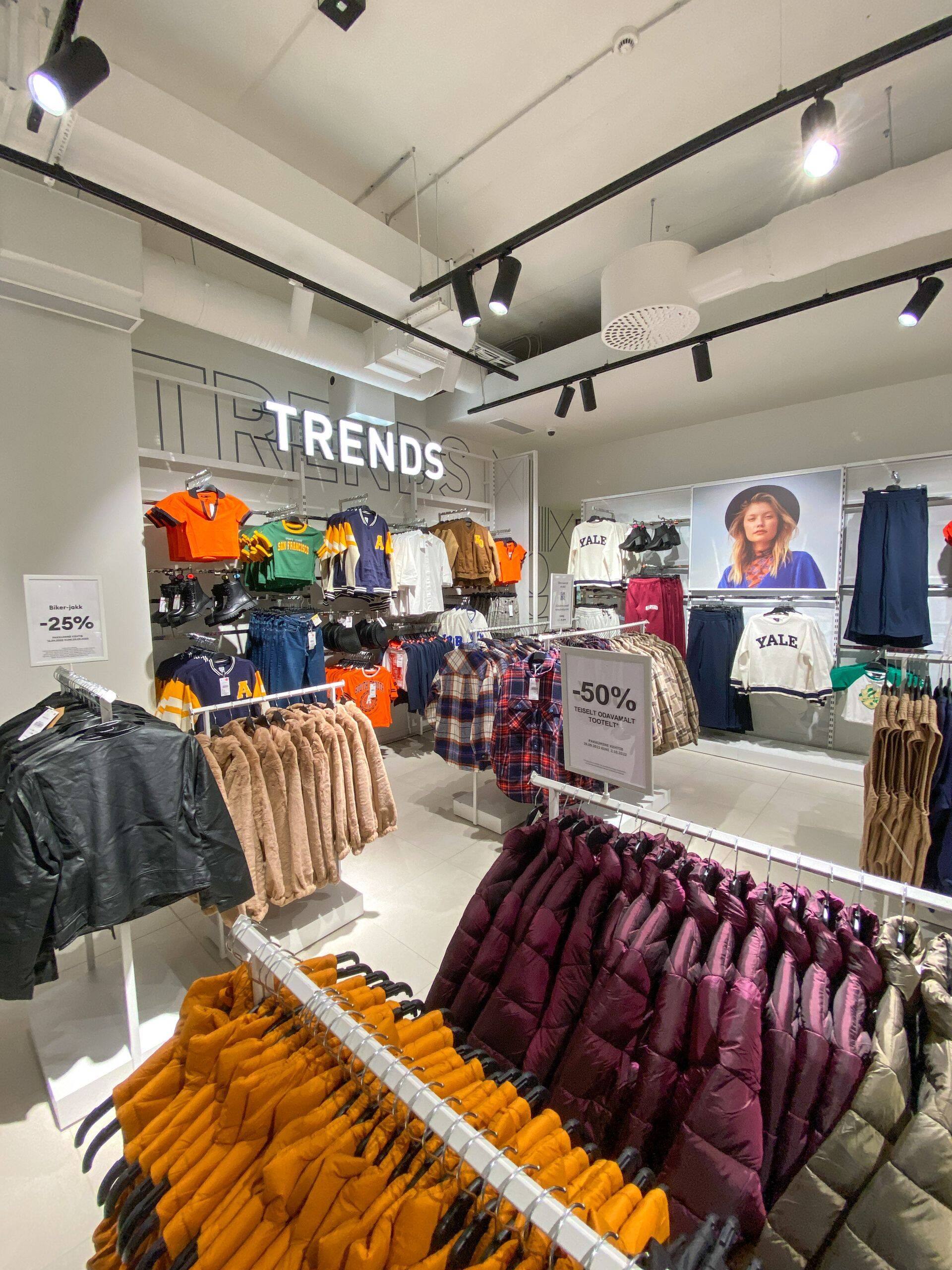 Novembris kasvas müük tekstiilitoodete, rõivaste ja jalatsite kauplustes