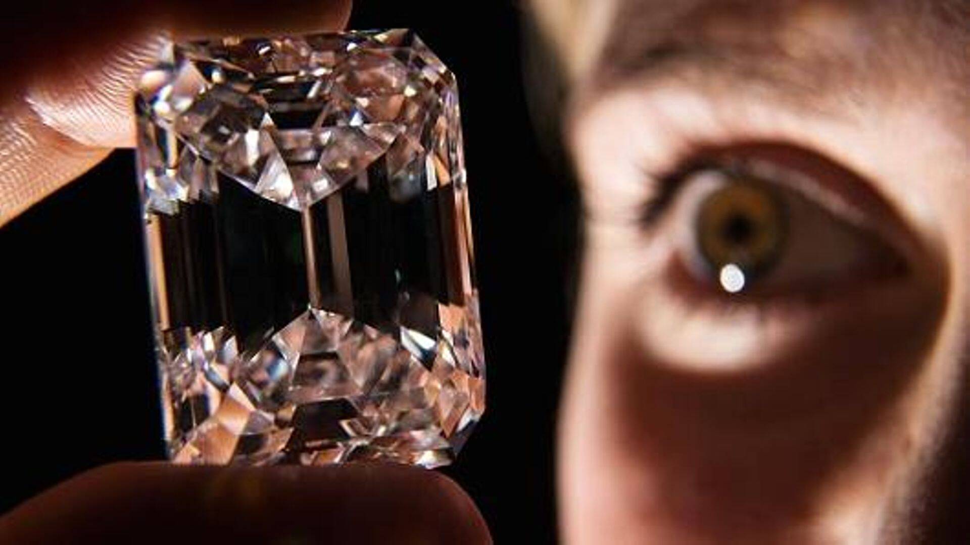 Sotheby'se oksjonil müüdud "täiuslik" teemant