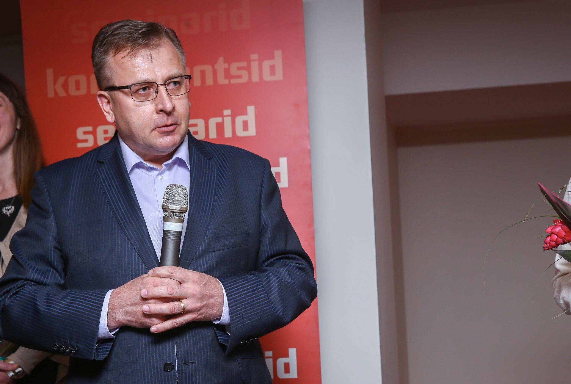 Finantskonverentsil Big4 valiti viie nominendi seast aasta finantsjuhiks Viru Keemia Grupi finantsjuht Ahti Puur.
