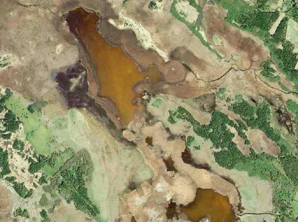 Saunja laht, Riimi meri ja Saaremõisa laht enne rändeteede avamist. Aerofoto: Maa-amet