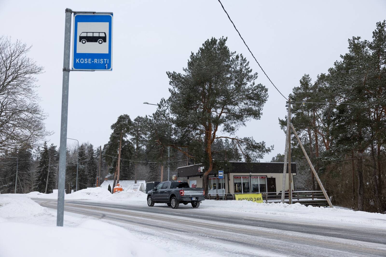Kose-Risti näeb välja nagu enne, miinus pidev autovool.