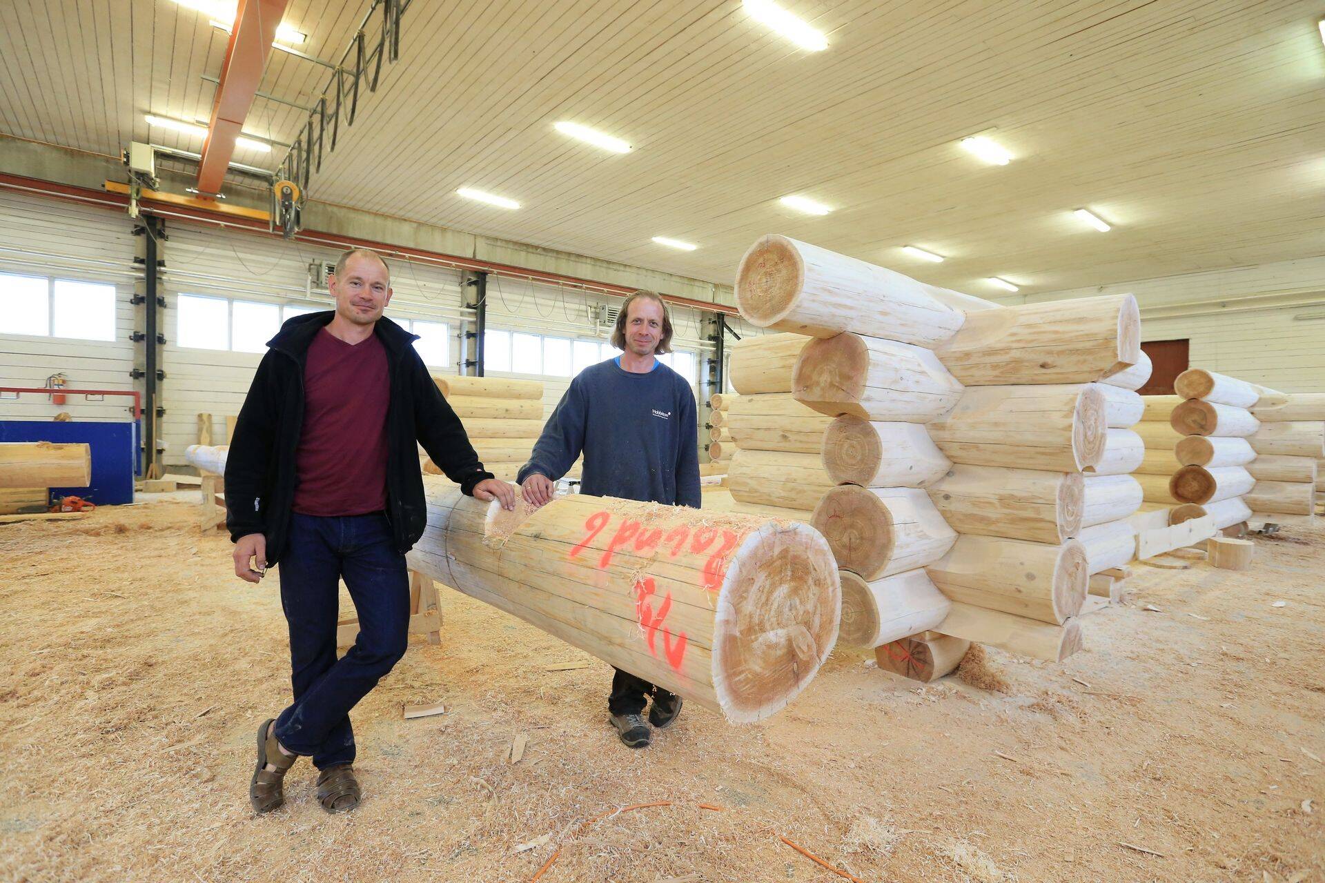Palkmajatootja Hobbiton juhatuse liikmed, tegevjuht Andrus Prangli (vasakul) ja arendusjuht Andres Uus.