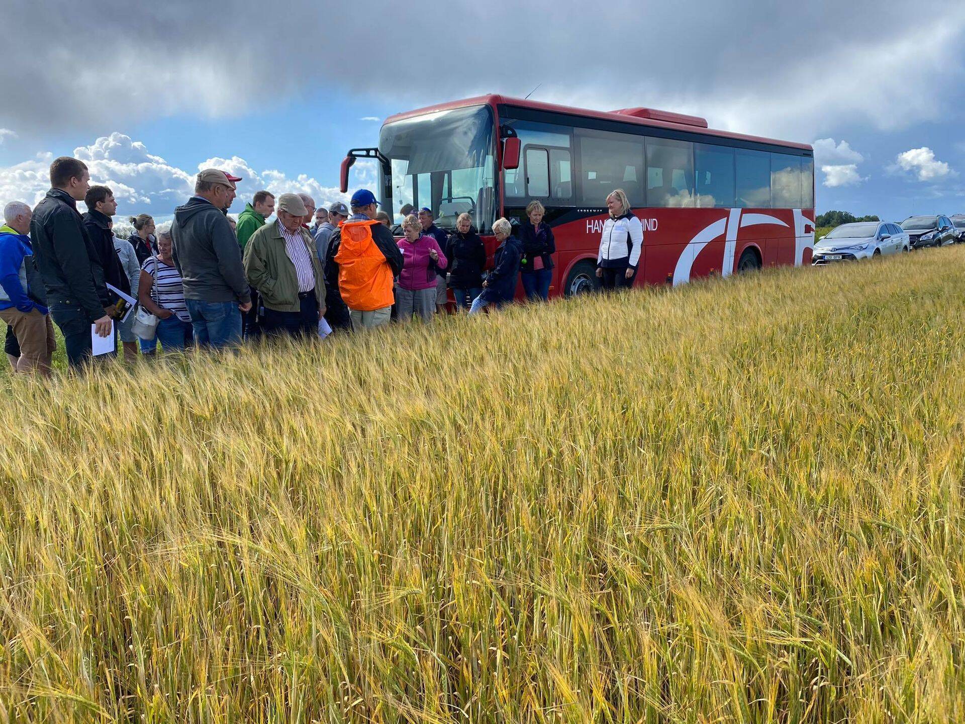 Põllupäevale oli kogunenud huvilisi üle Eesti.