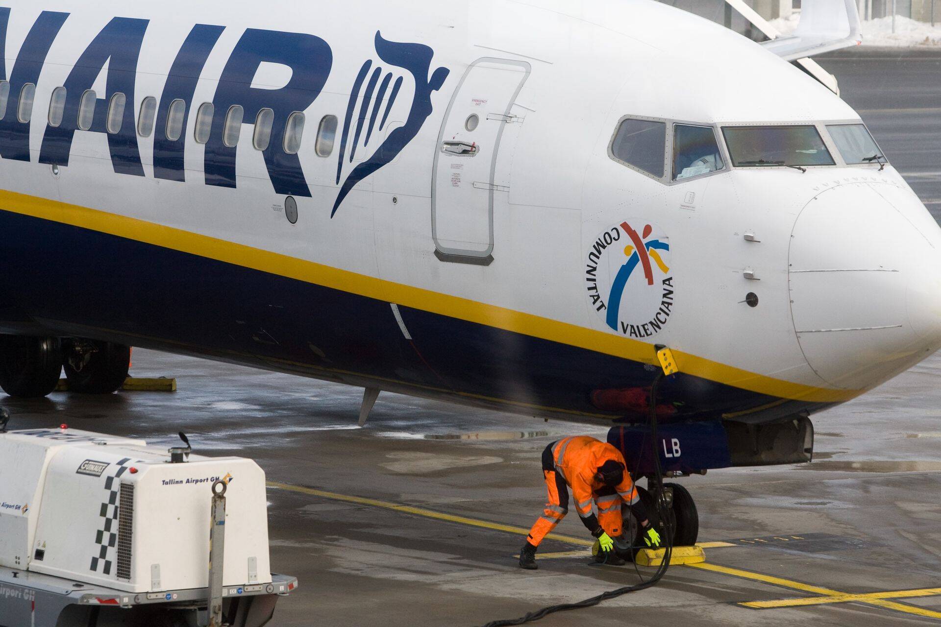 В Ryanair прокомментировали, что Вильнюсский аэропорт «нелогично» поднял сборы на целых 28%. Фото иллюстративное.
