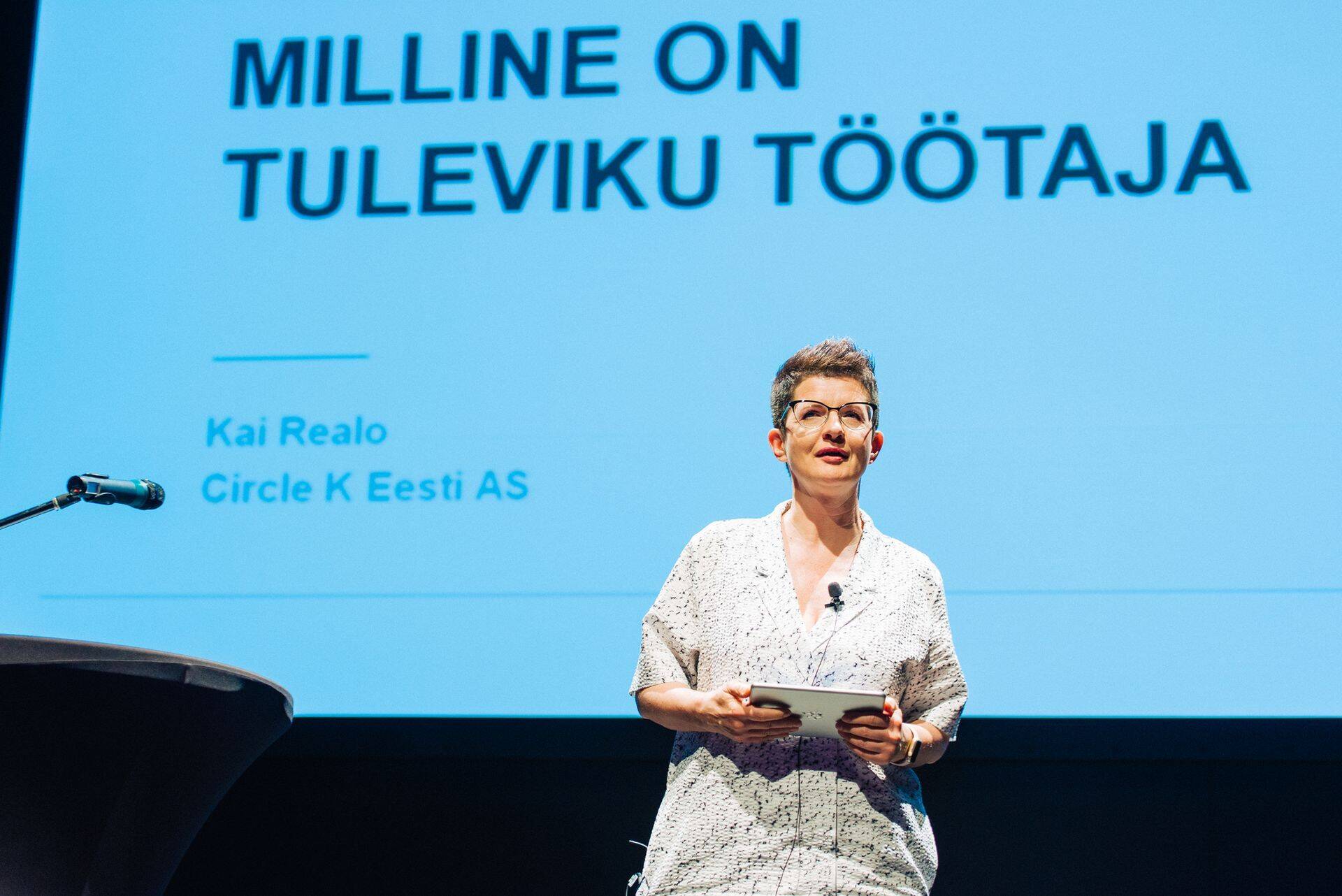 Circle K Eesti peadirektor Kai Realo rääkimas Kaupmeeste Liidu visiooniseminaril, et milline on tuleviku töötaja