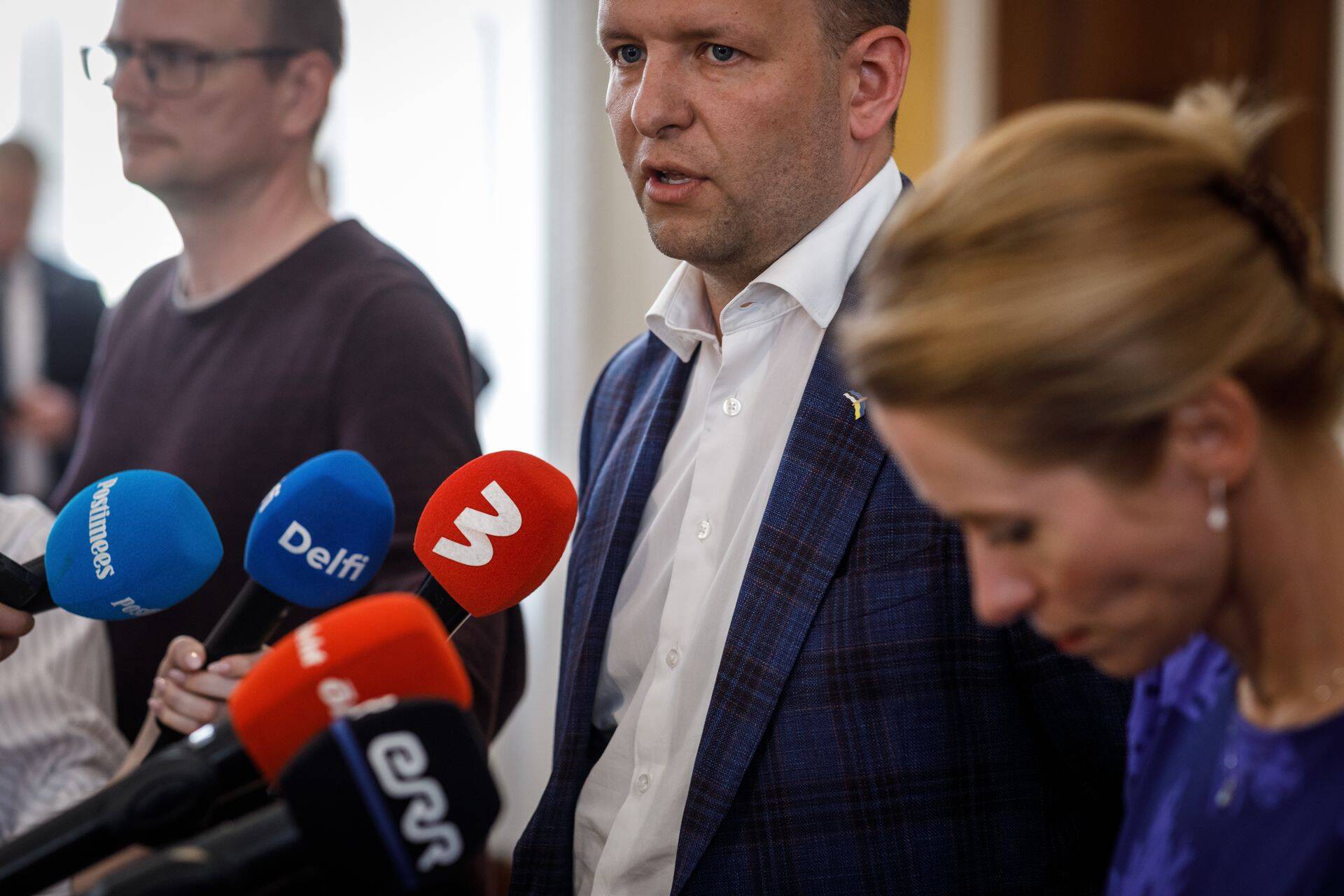 Sotsiaaldemokraatide esimehe Lauri Läänemetsa sõnul saadi tulumaksuvaba miinimumi tõstmisega tehtud pool tehet, kuid seegi jätab tulusaajate rahakotti umbes 100 lisamiljonit.