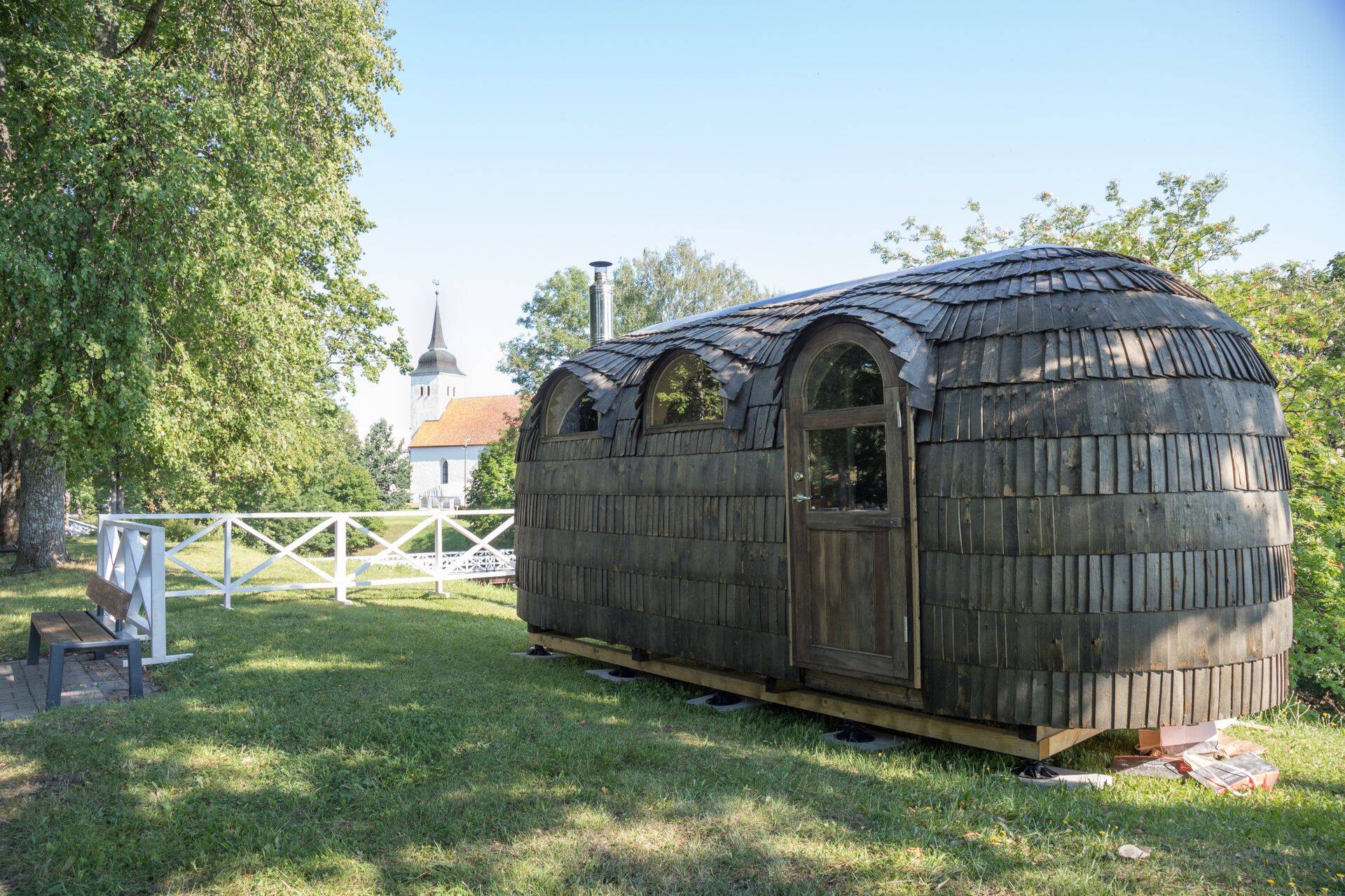 Creative Woodworksi iglusaun Viljandi folgil.