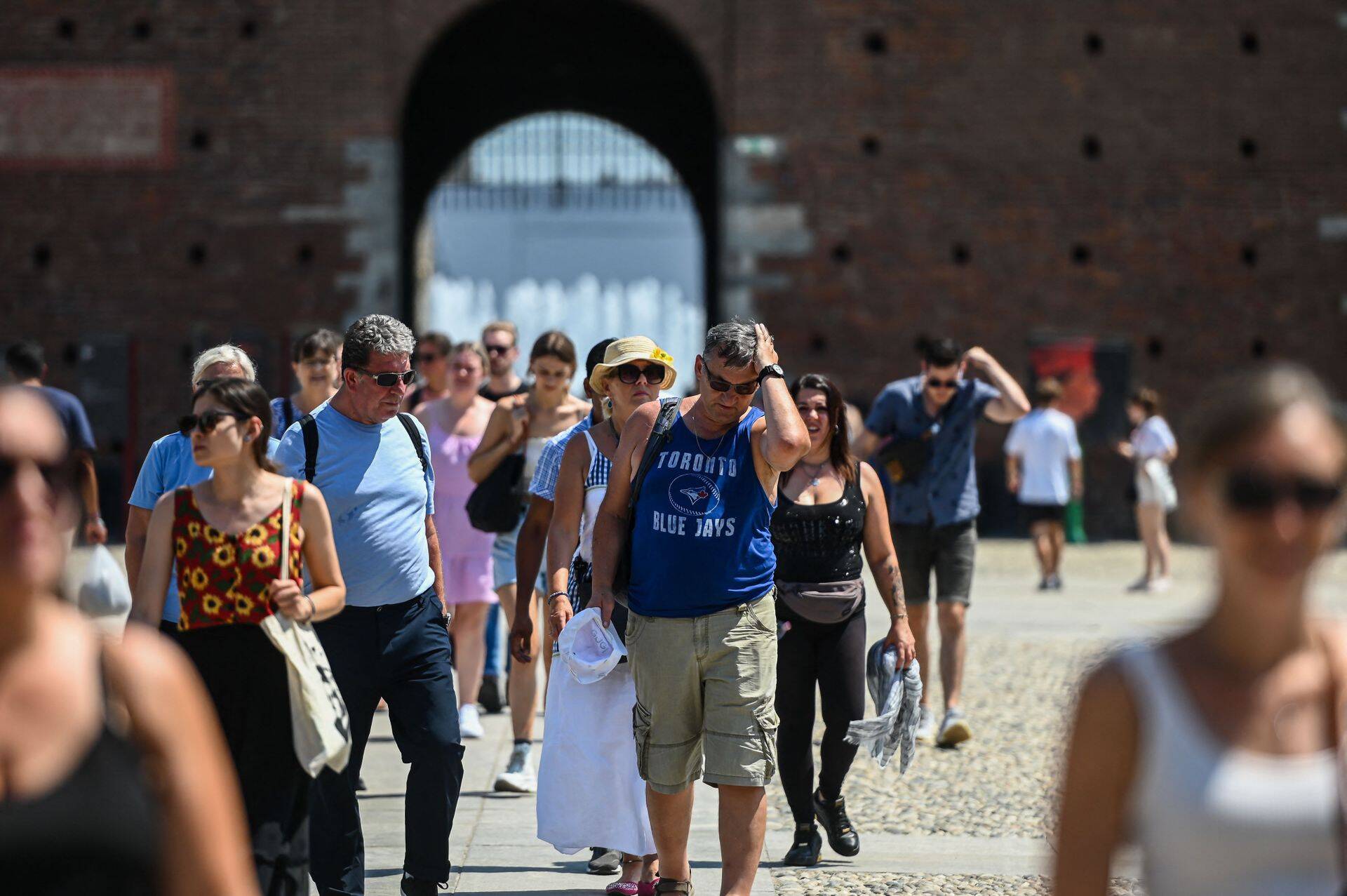 Turistid leidsid Itaalia taas üles kuumalainest hoolimata, kuid kohalik enam restorani sööma või poes kalaleti äärde minna ei raatsi.